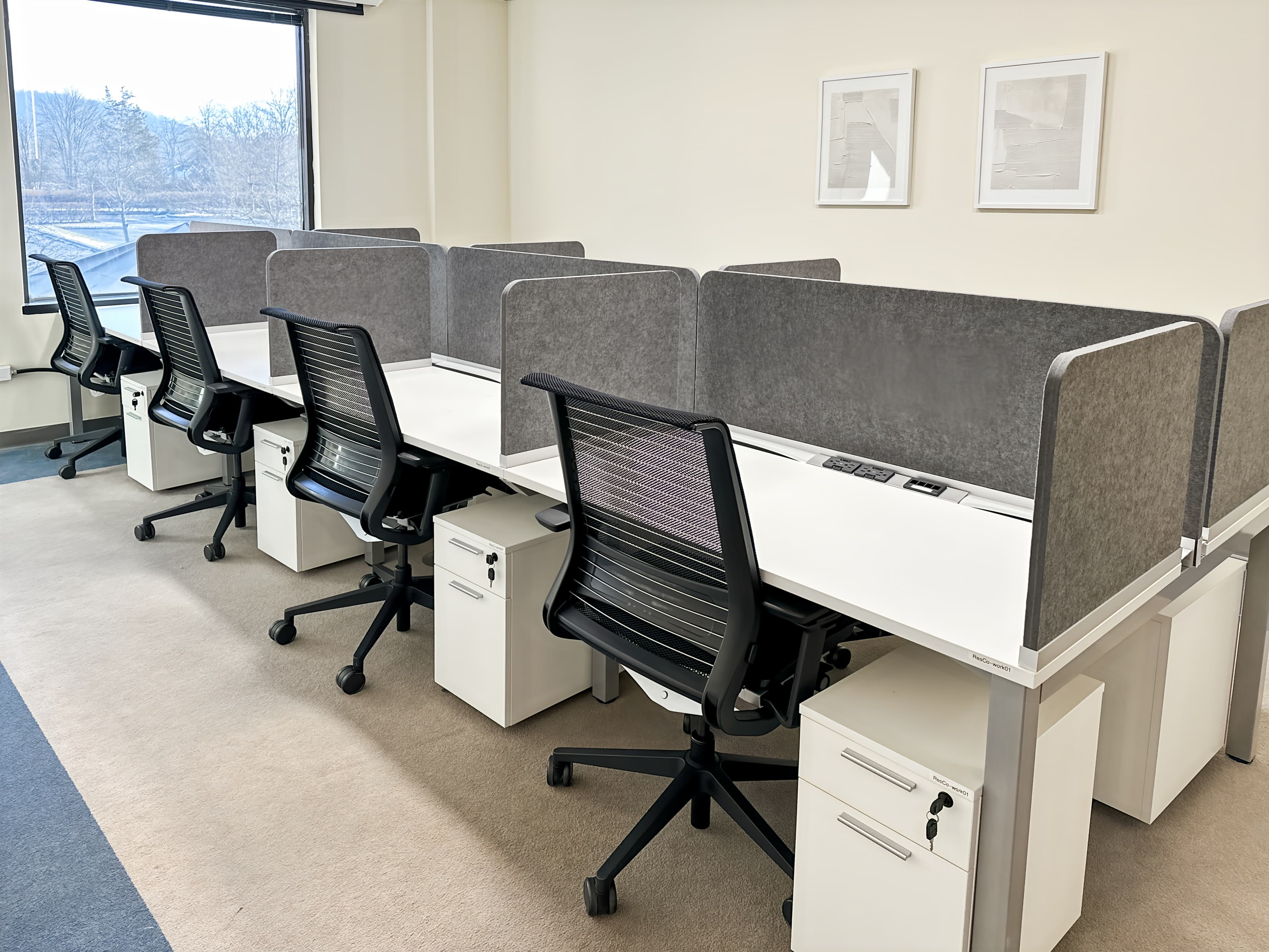 NJ, Bedminster - Crossroads Dr image 8