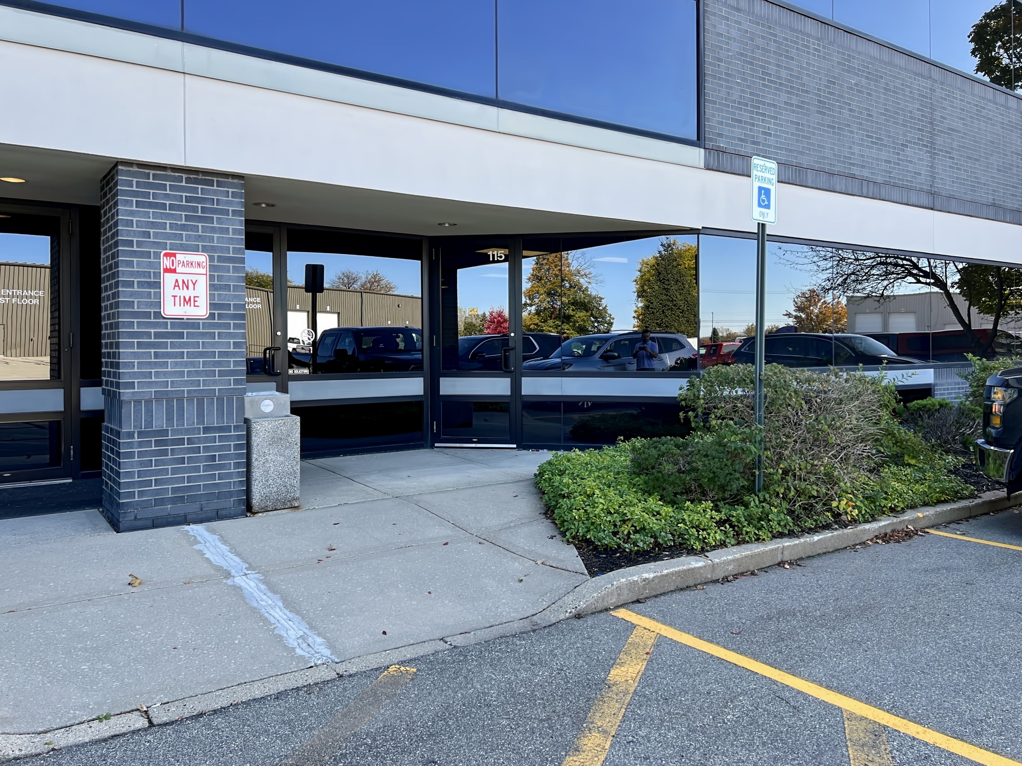 MI, Grand Rapids - Broadmoor Ave image 7