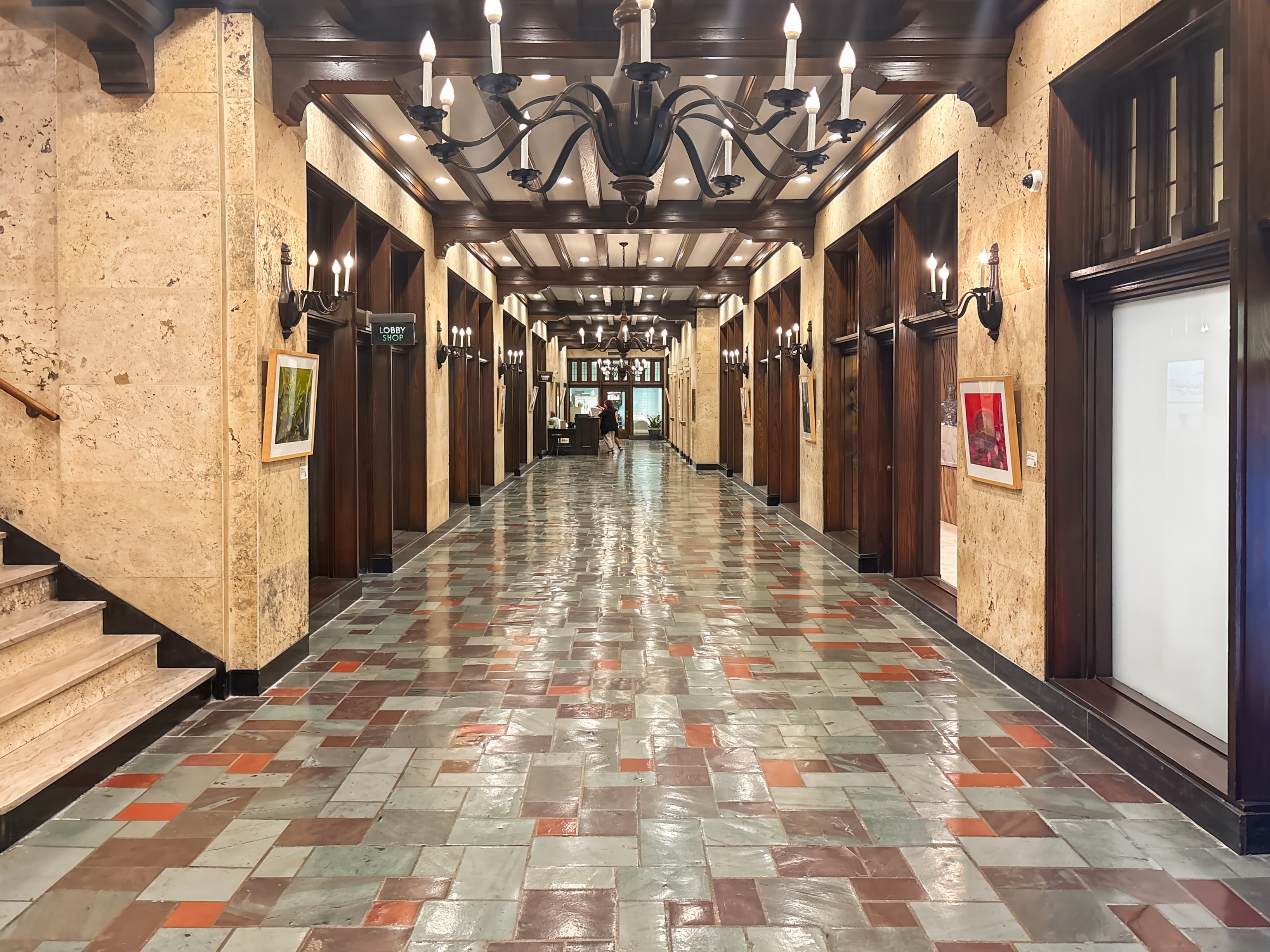 IN, Indianapolis - Meridian St image 5 IN, Indianapolis - Meridian St image 5