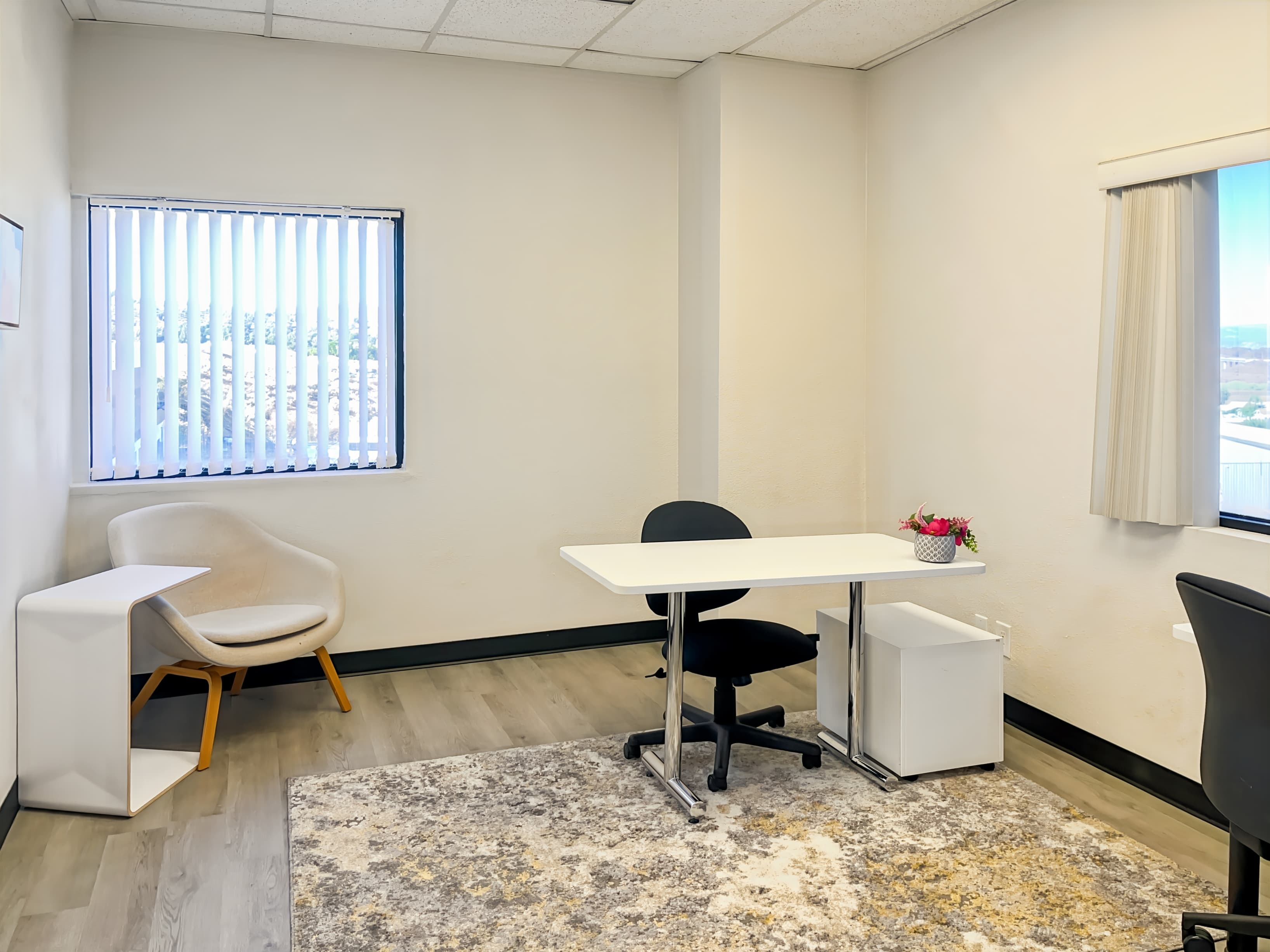 CA, Santa Clarita- Sierra Hwy image 6 CA, Santa Clarita- Sierra Hwy image 6