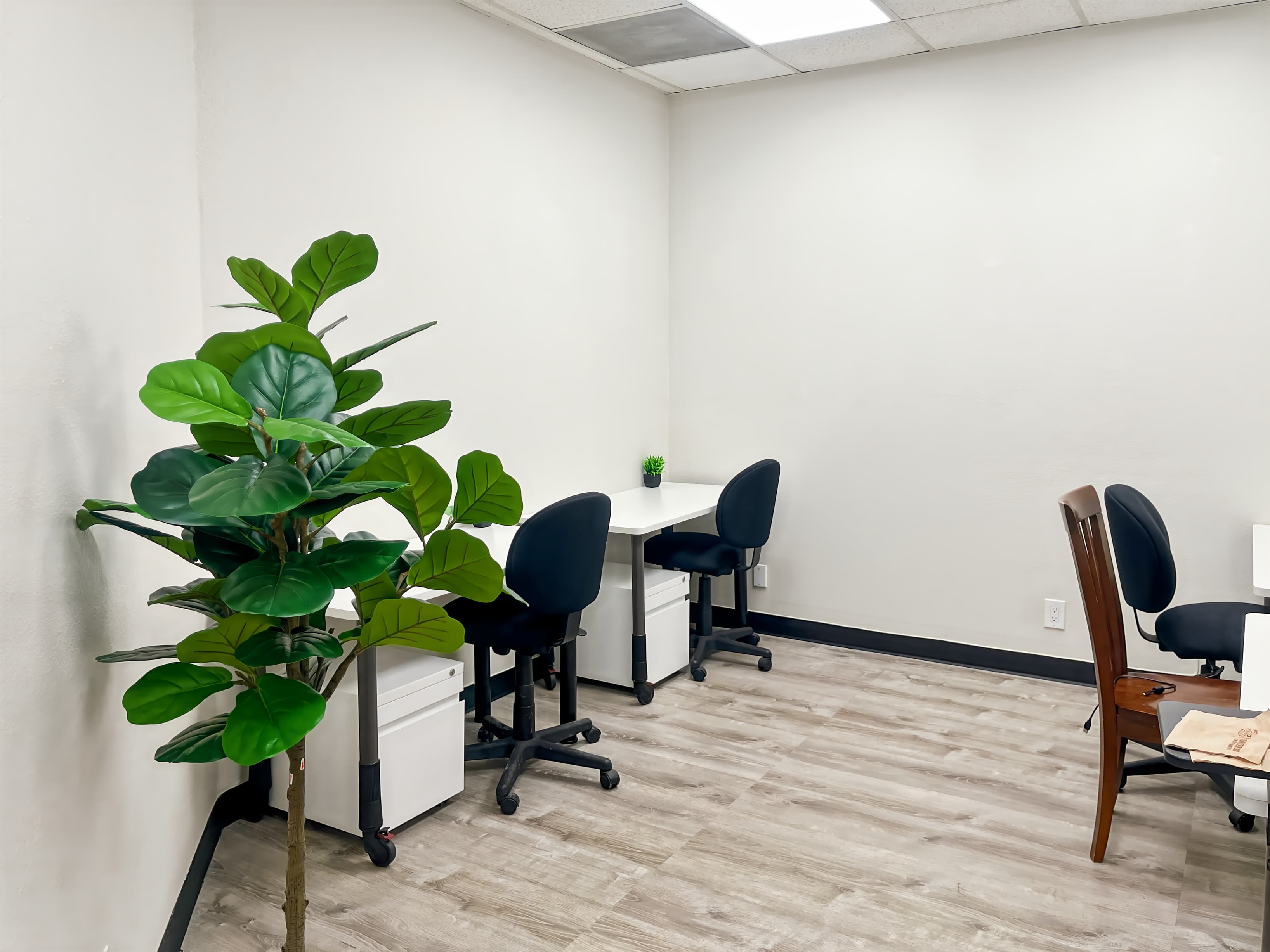 CA, Santa Clarita- Sierra Hwy image 8 CA, Santa Clarita- Sierra Hwy image 8