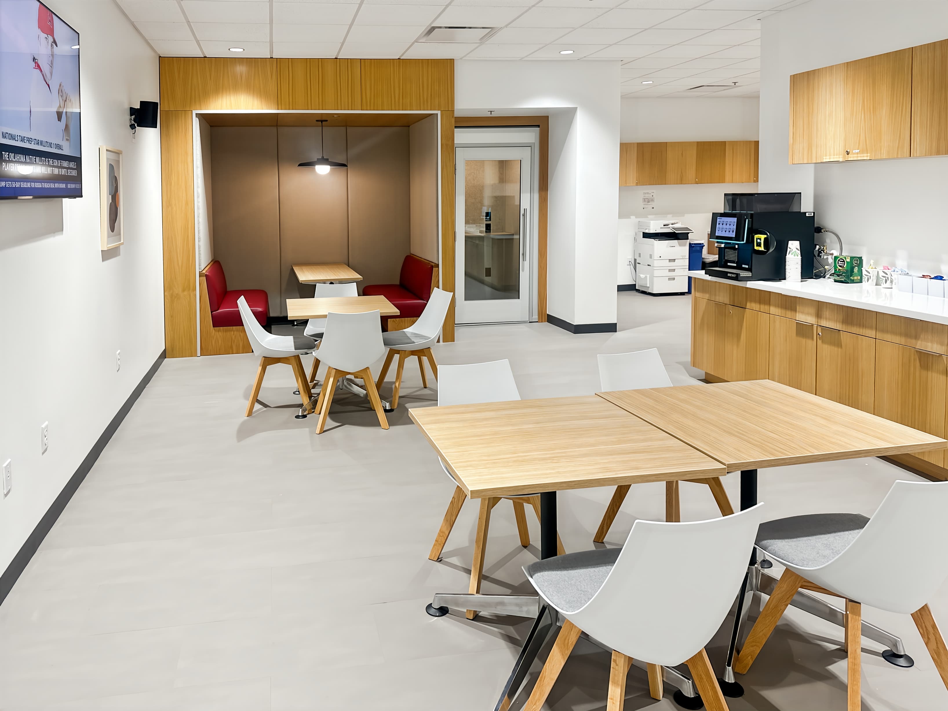 FL, Winter Park - N Orlando Ave image 3