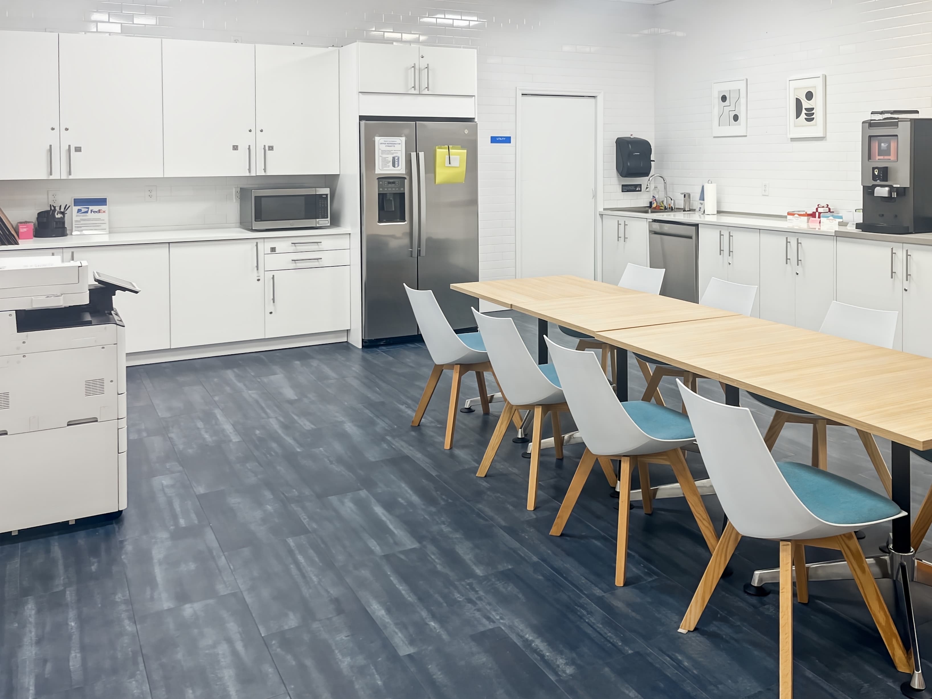 FL, Orlando - Park Center Dr image 11