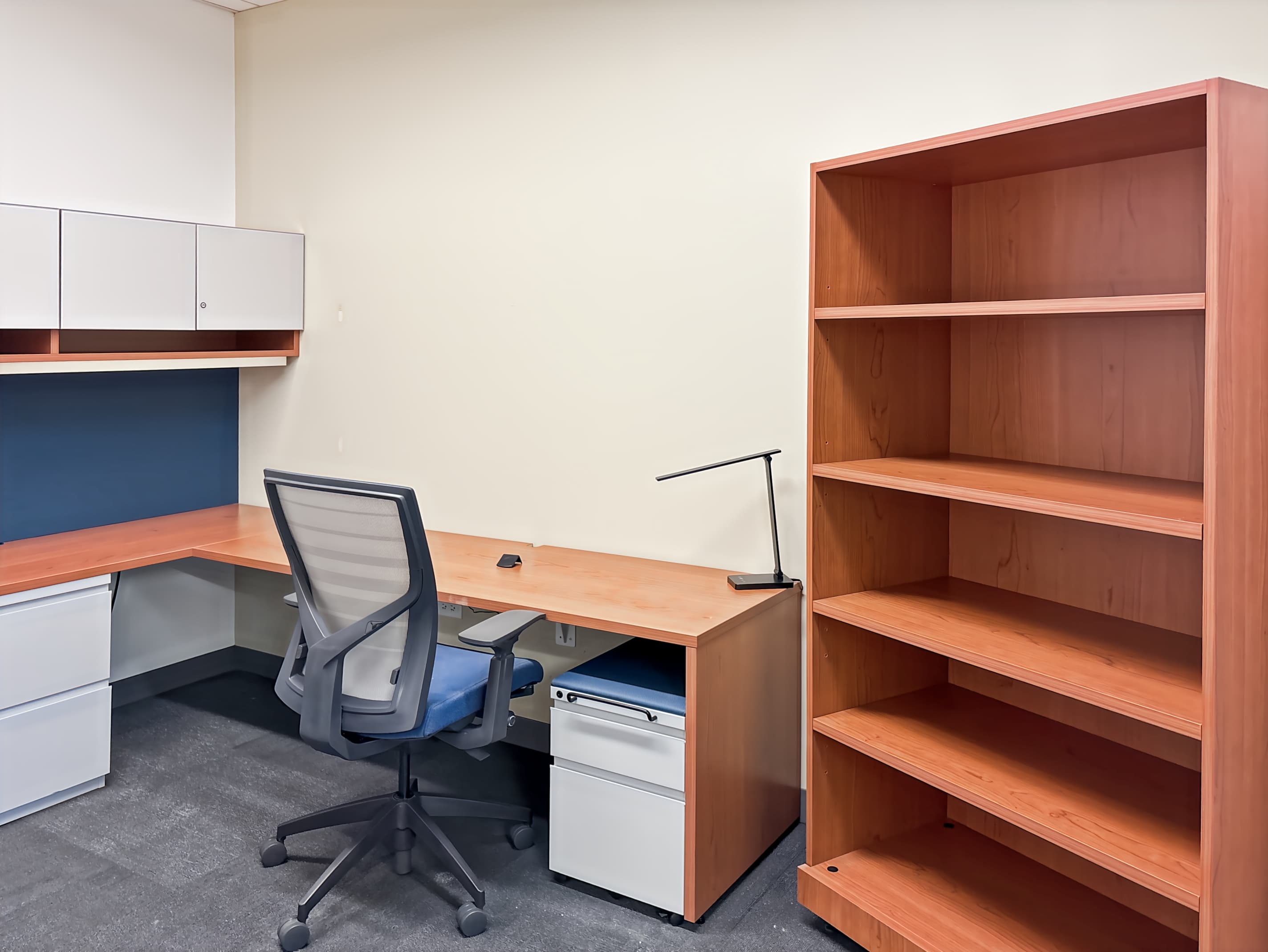 IL, Rosemont - O'Hare image 7