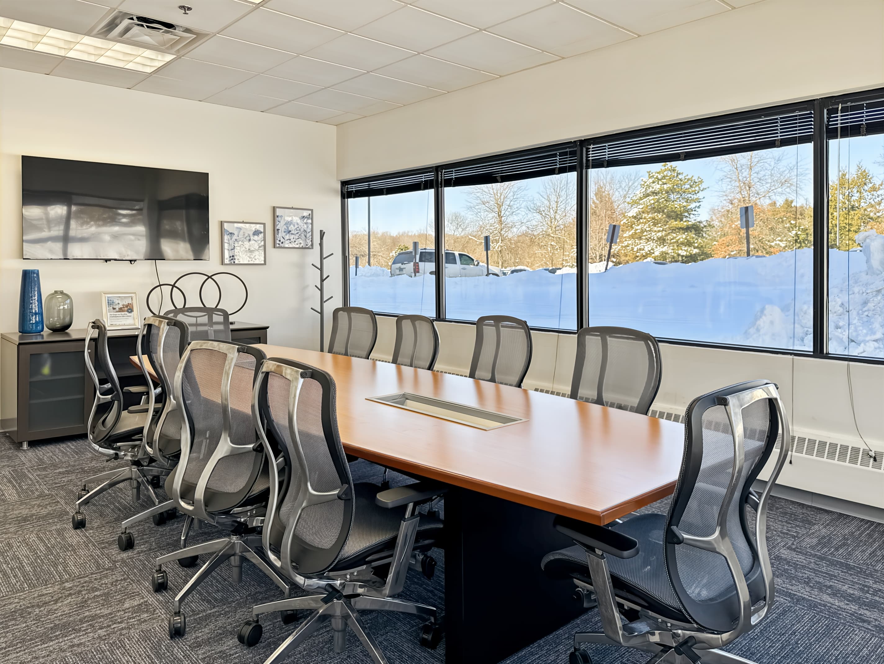 CT, Shelton - 1 Waterview Dr image 4