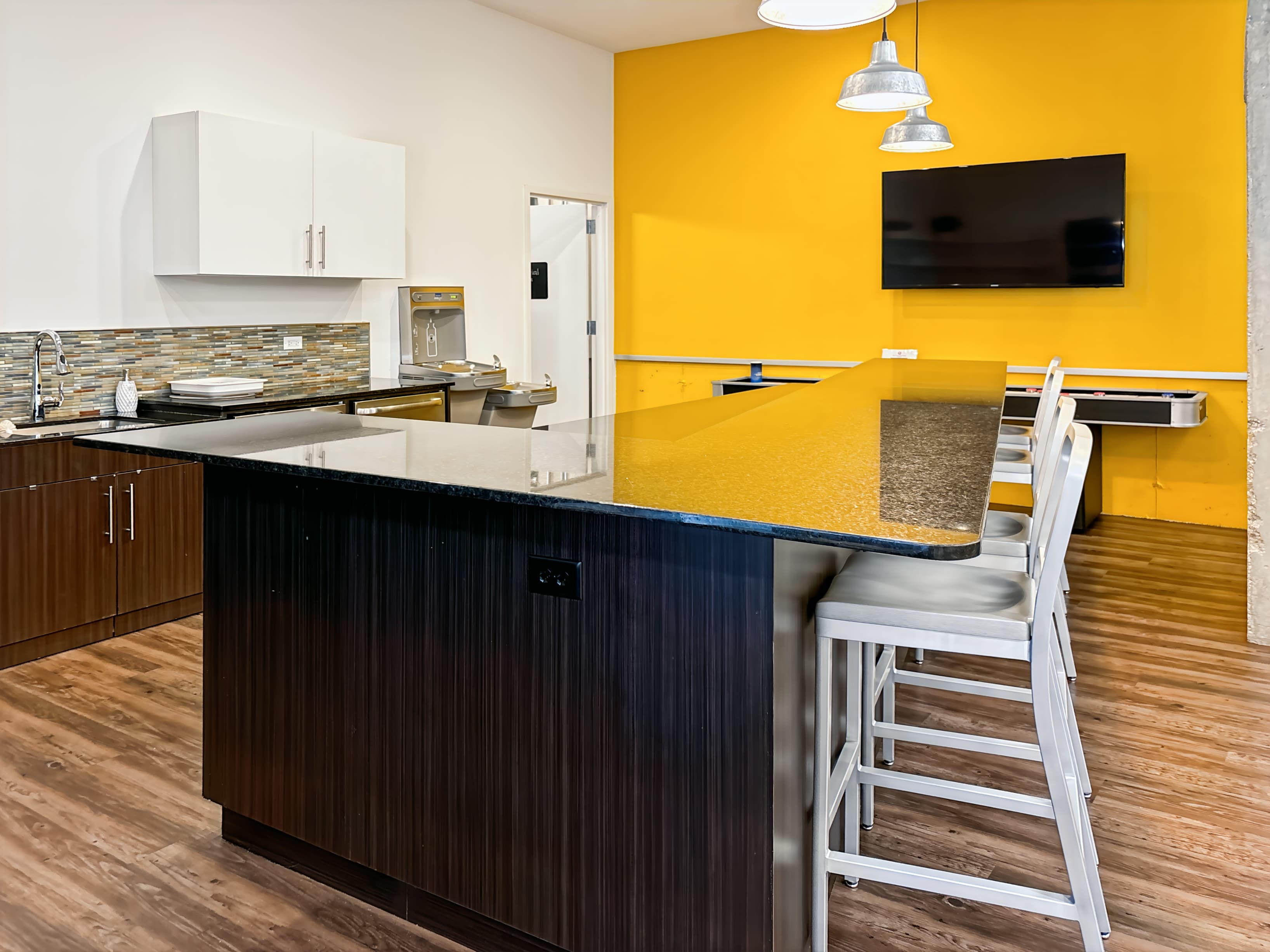 IL, Arlington Heights - W Stonegate Blvd image 12