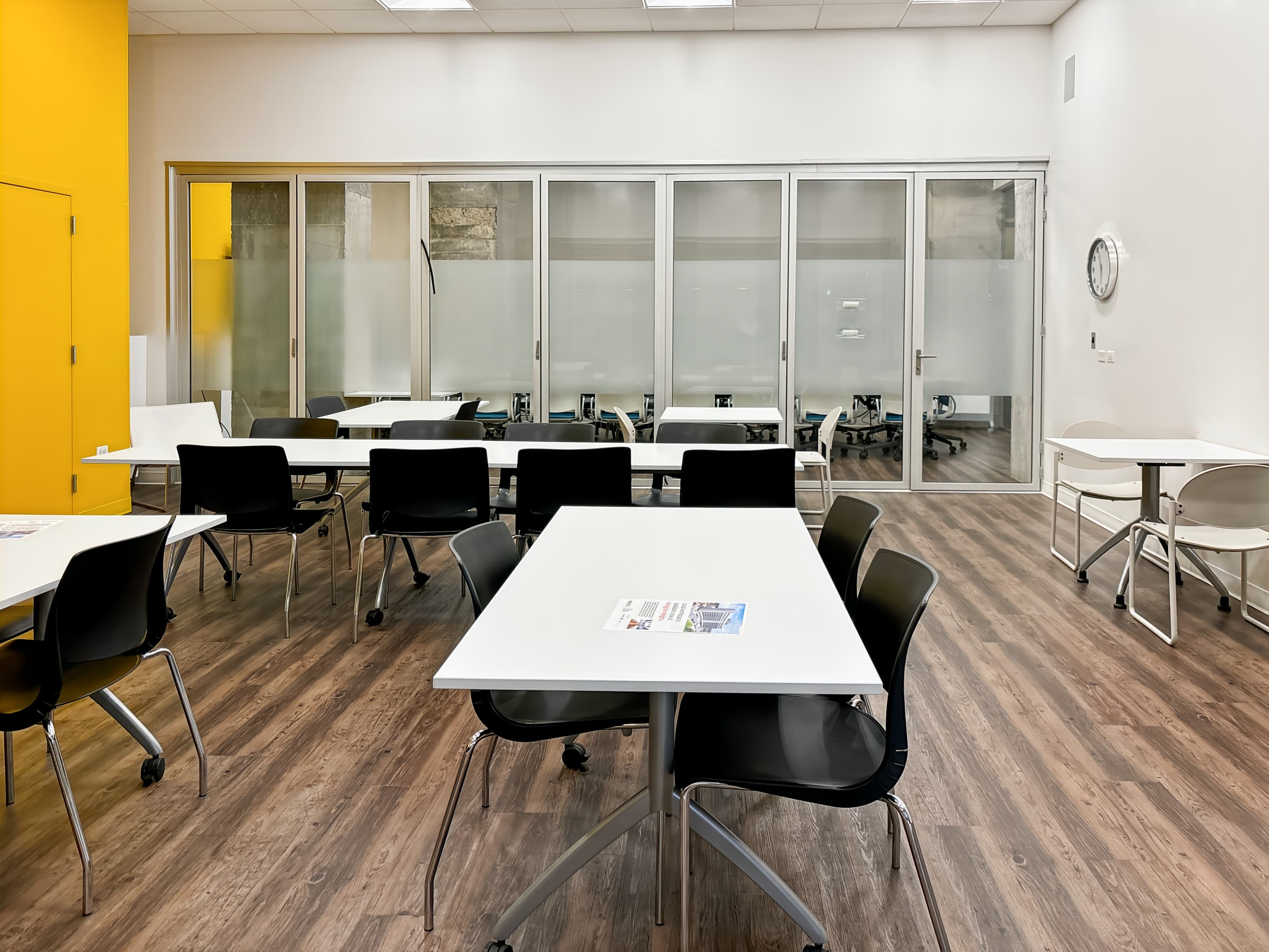 IL, Arlington Heights - W Stonegate Blvd image 13