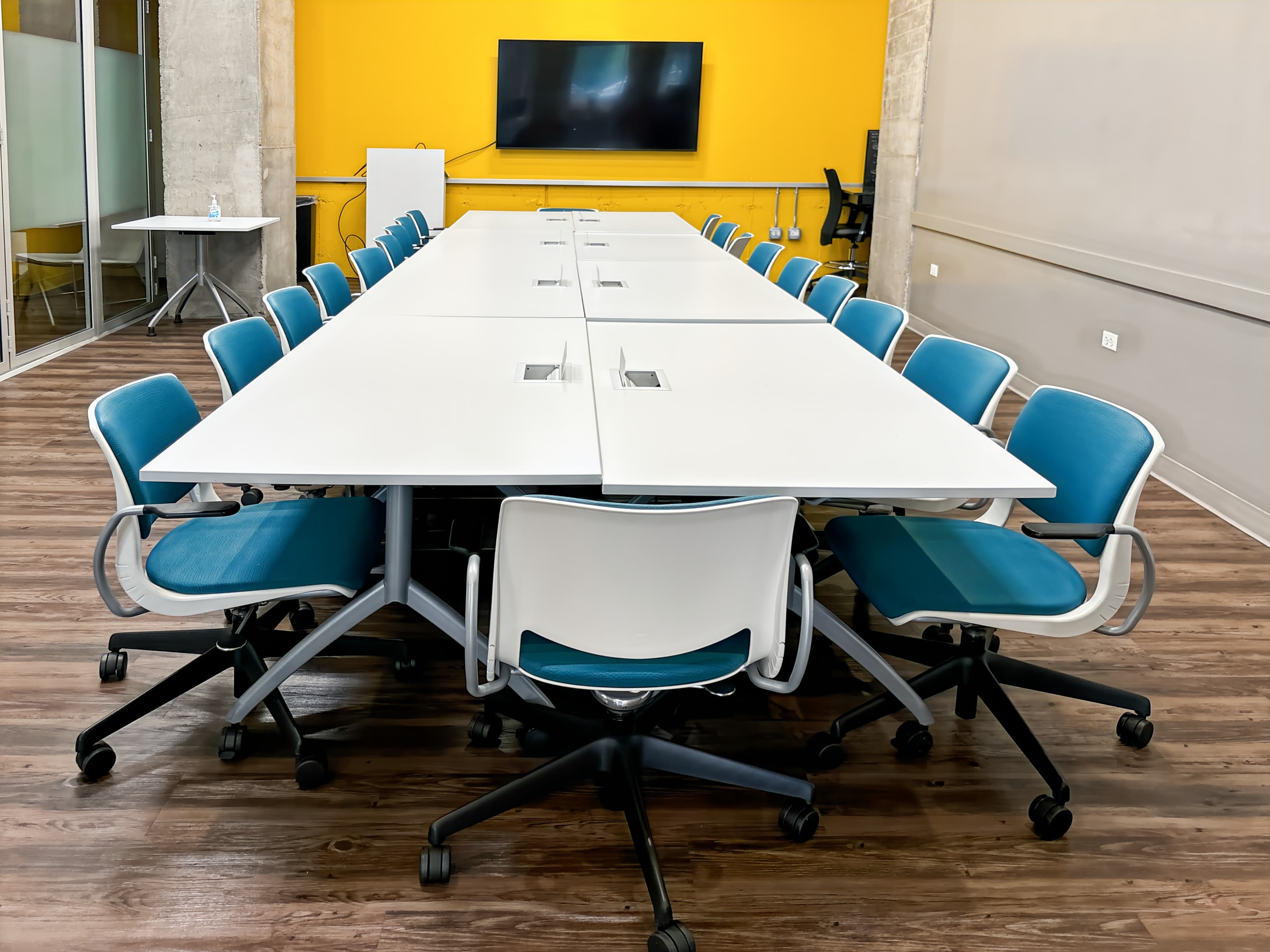 IL, Arlington Heights - W Stonegate Blvd image 6