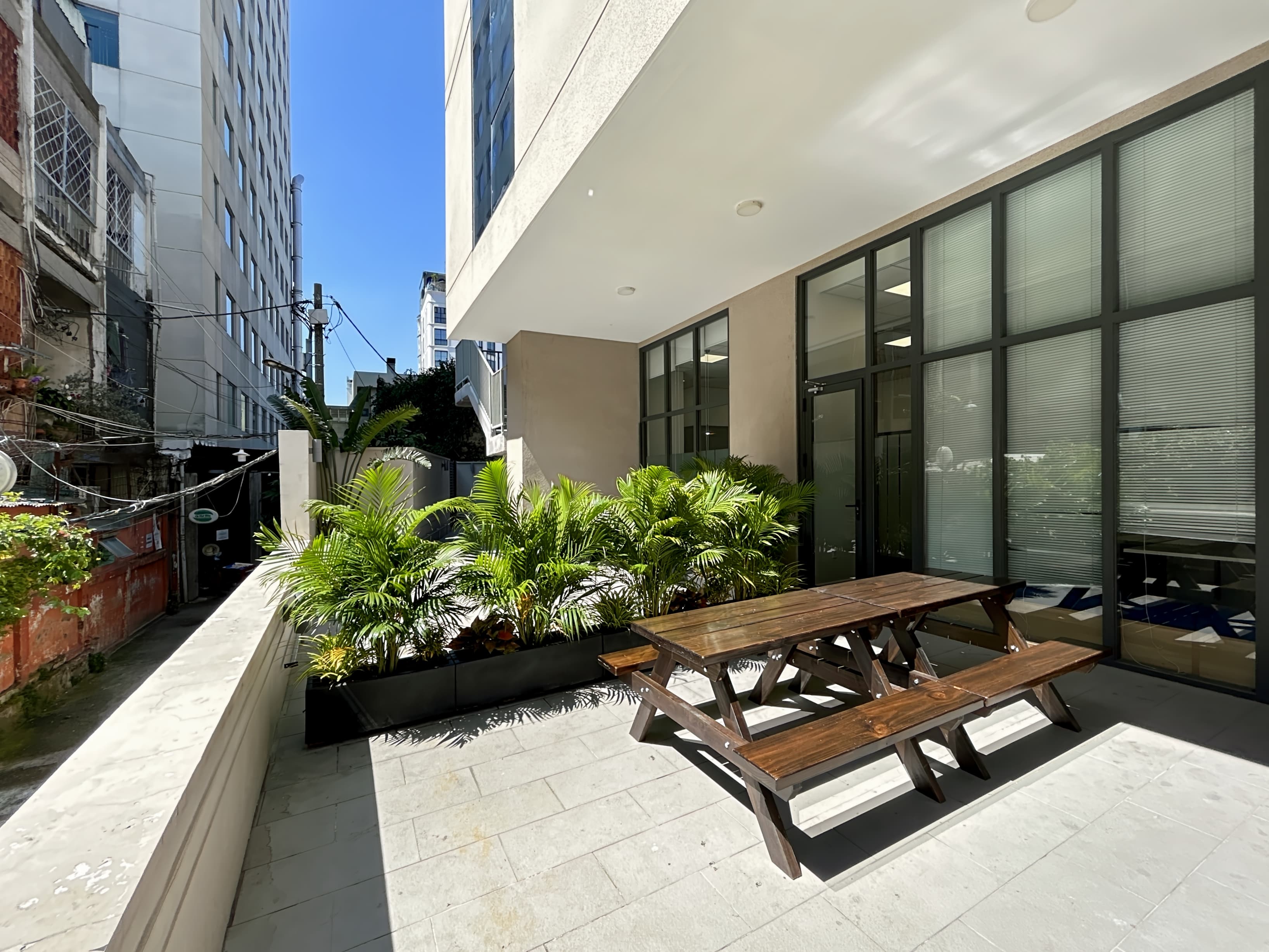 Ho Chi Minh, L'Mak image 1 Ho Chi Minh, L'Mak image 1