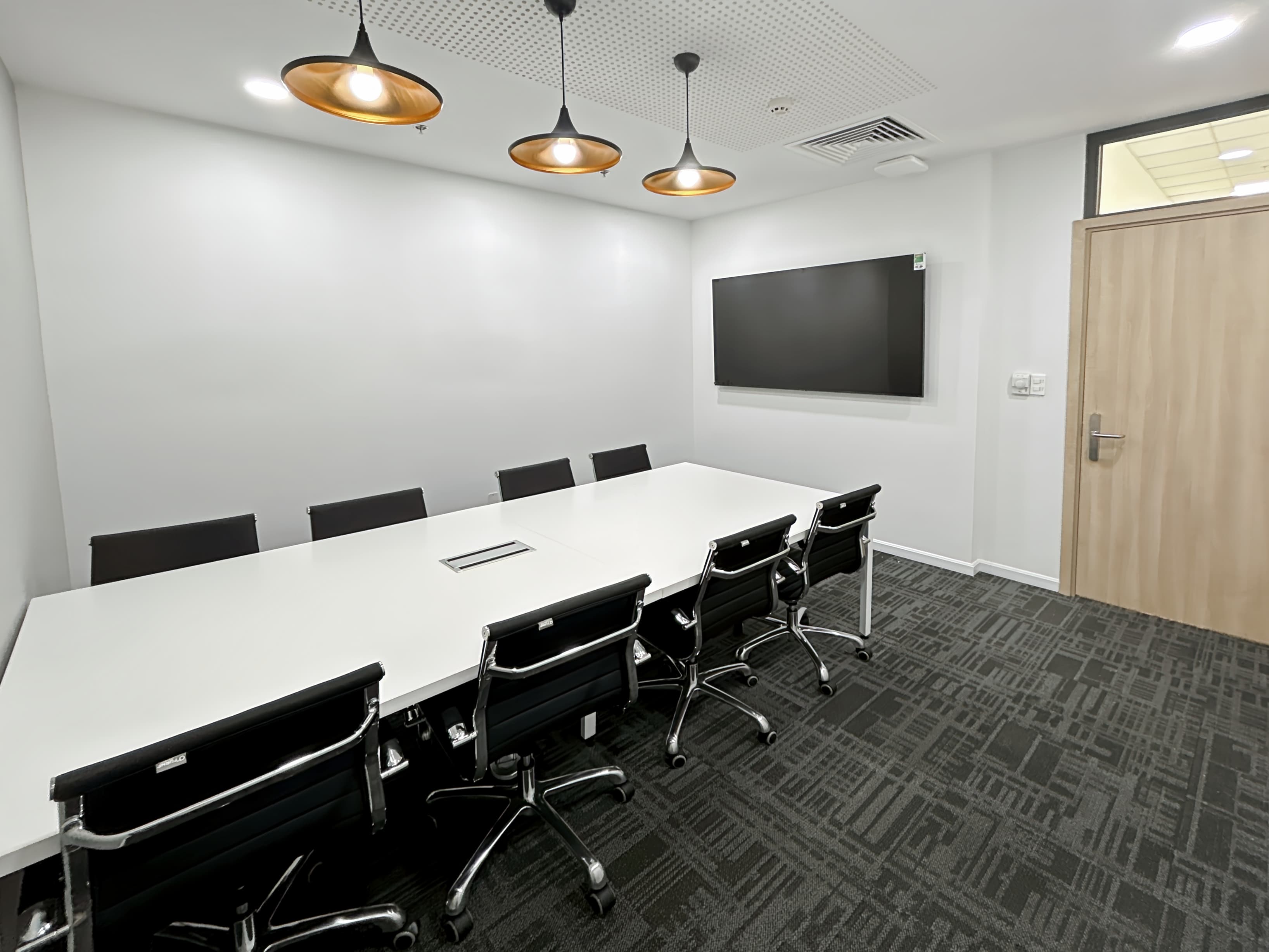 Ho Chi Minh, L'Mak image 12 Ho Chi Minh, L'Mak image 12