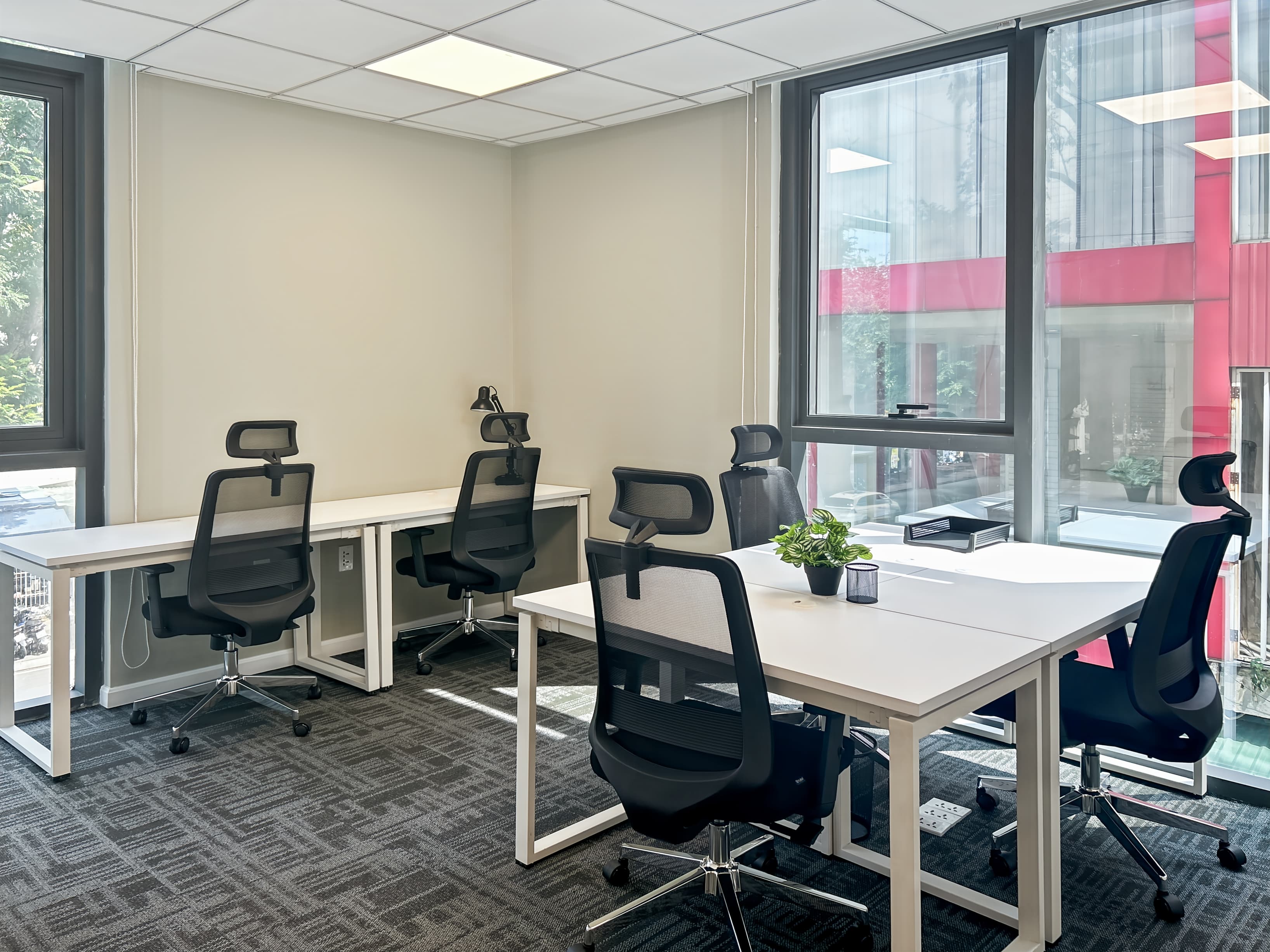 Ho Chi Minh, L'Mak image 6 Ho Chi Minh, L'Mak image 6