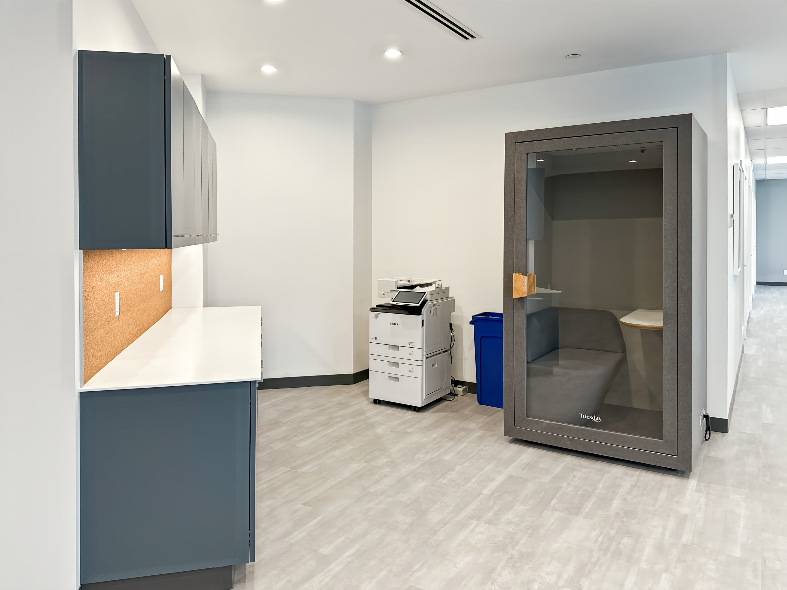 BC, Surrey - Benchmark Business Centre image 1