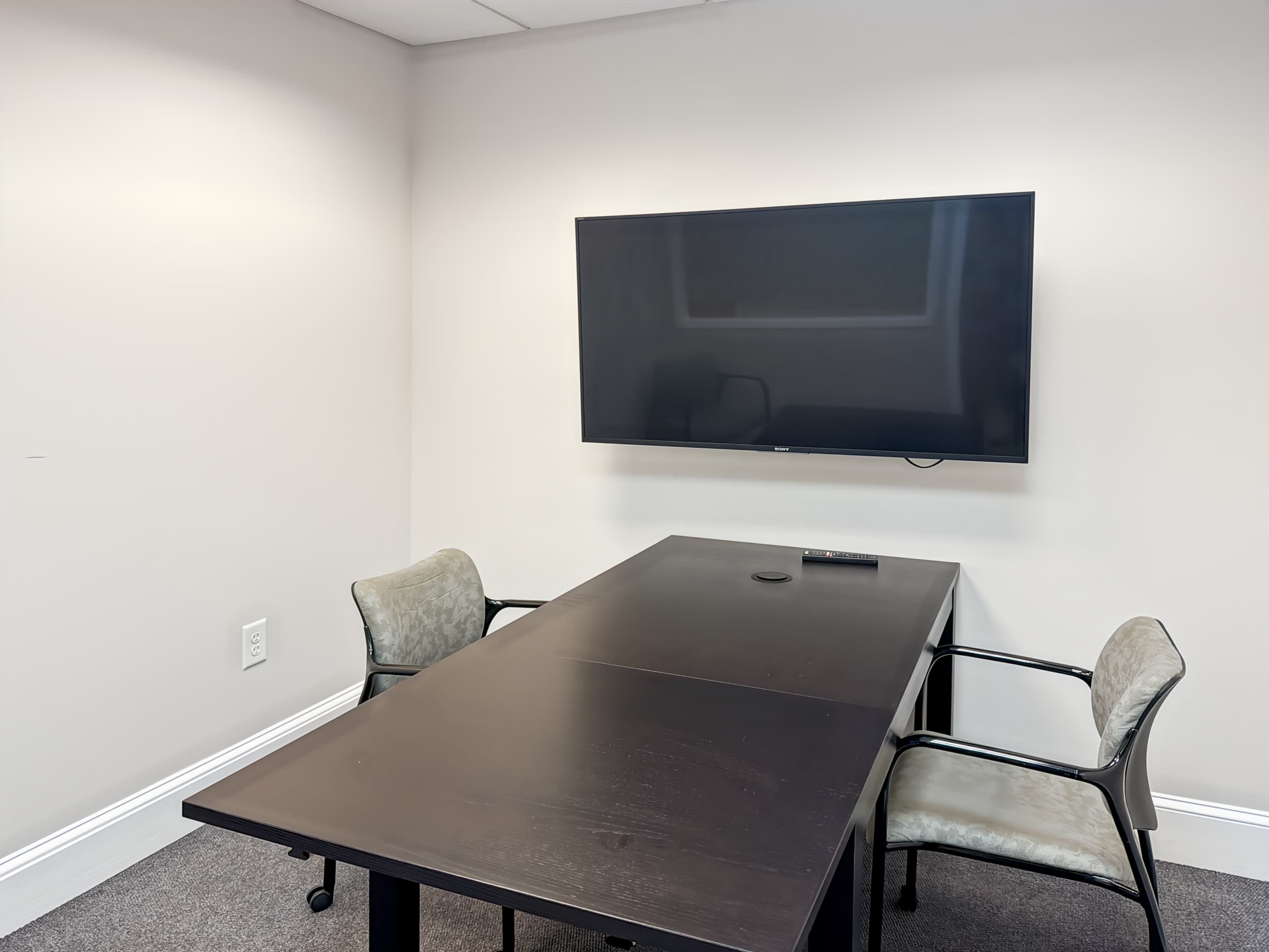 NH, Bedford - South River Rd image 13 NH, Bedford - South River Rd image 13