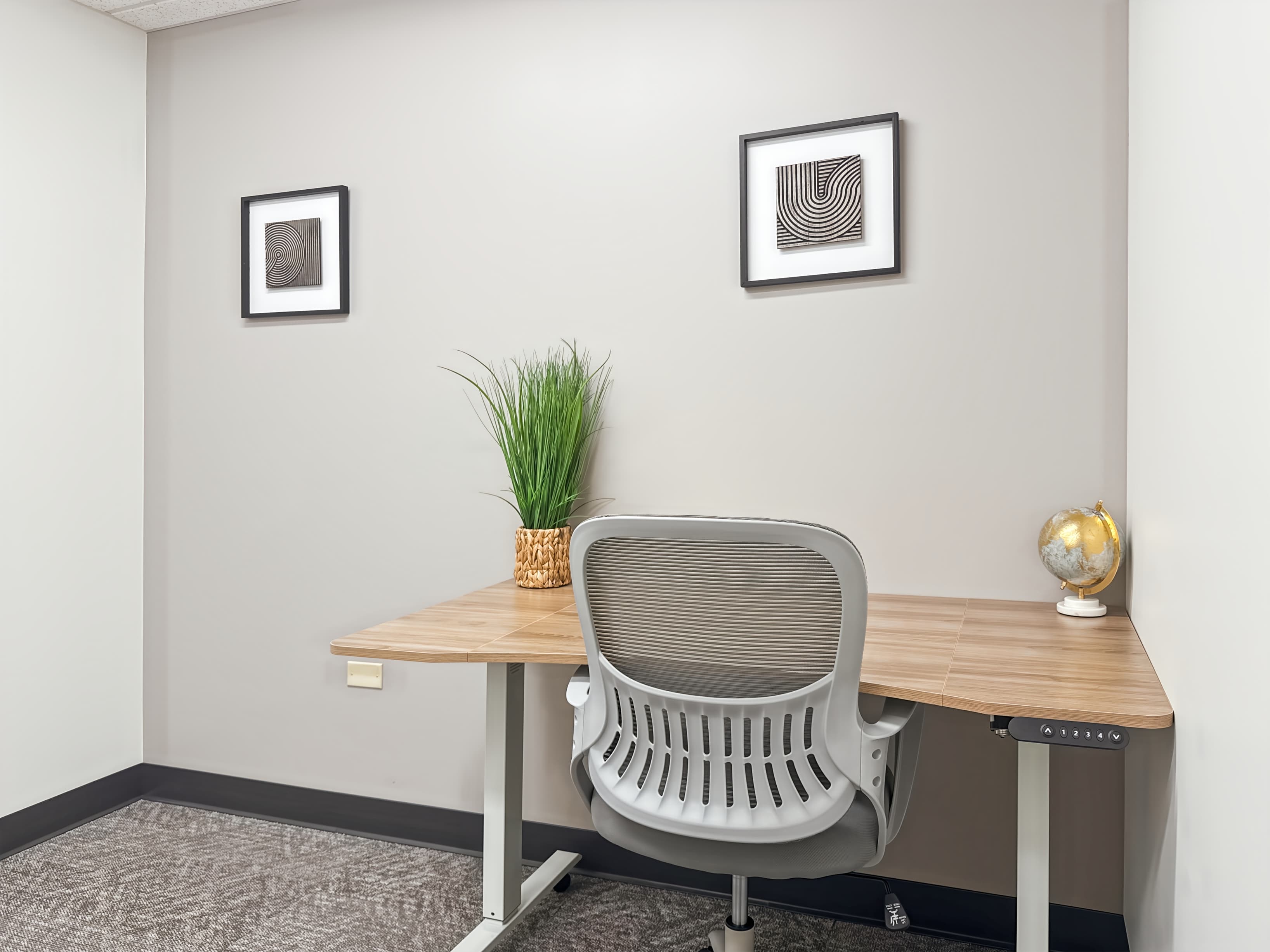 CO, Lakewood - Wadsworth Blvd image 2