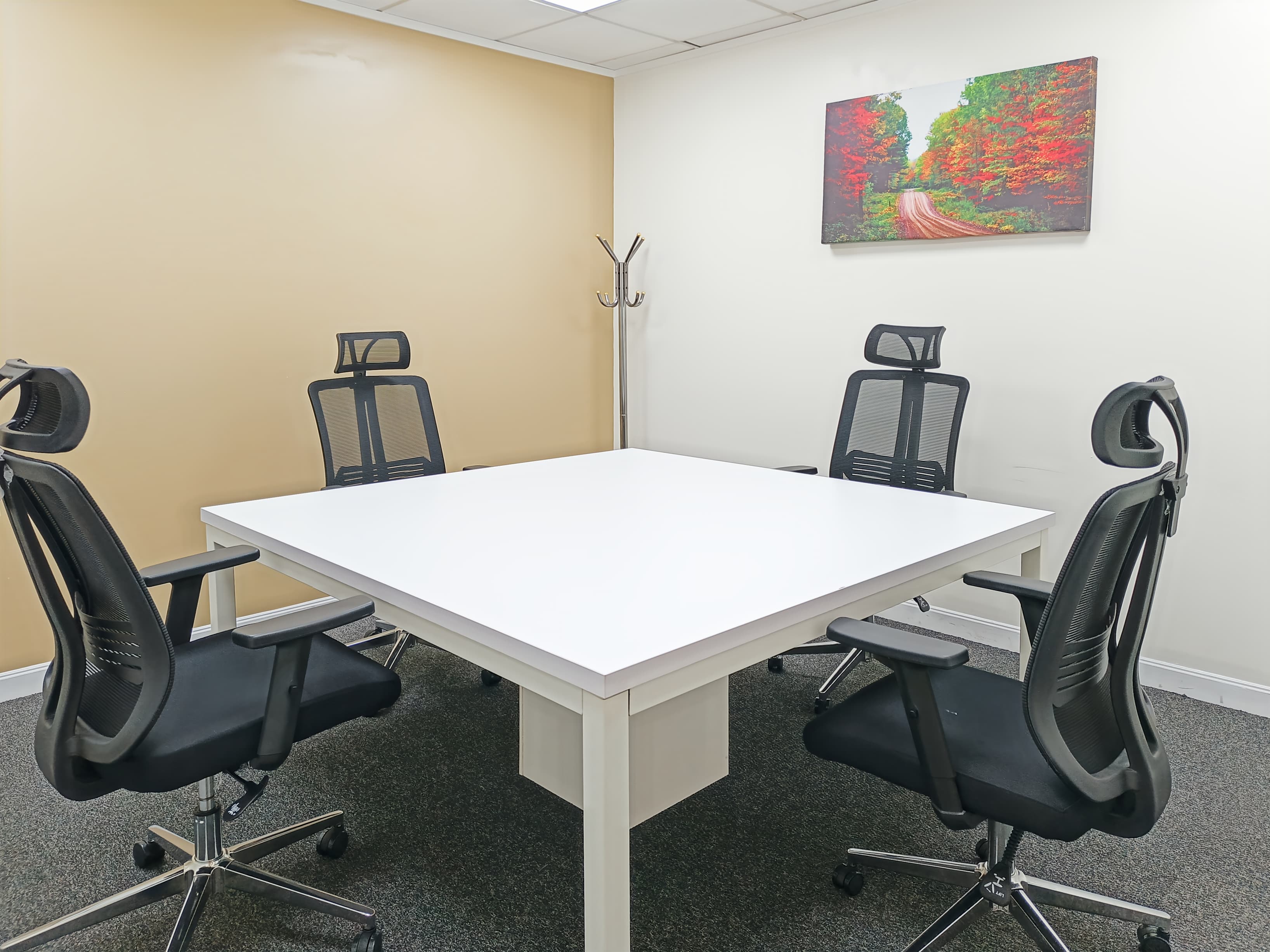 Lagos, Mansard Place image 9