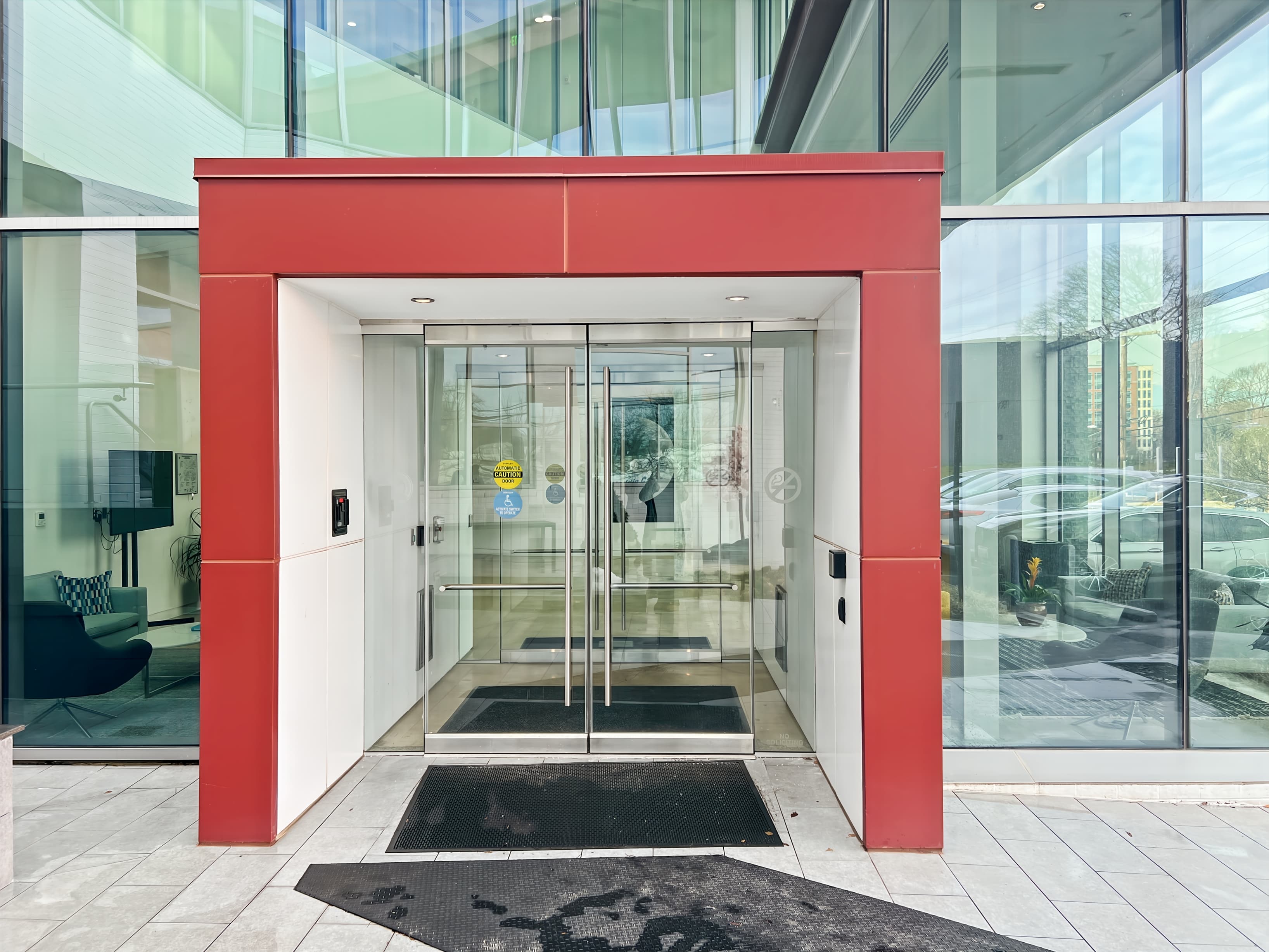 MD, North Bethesda - Parklawn Dr image 13