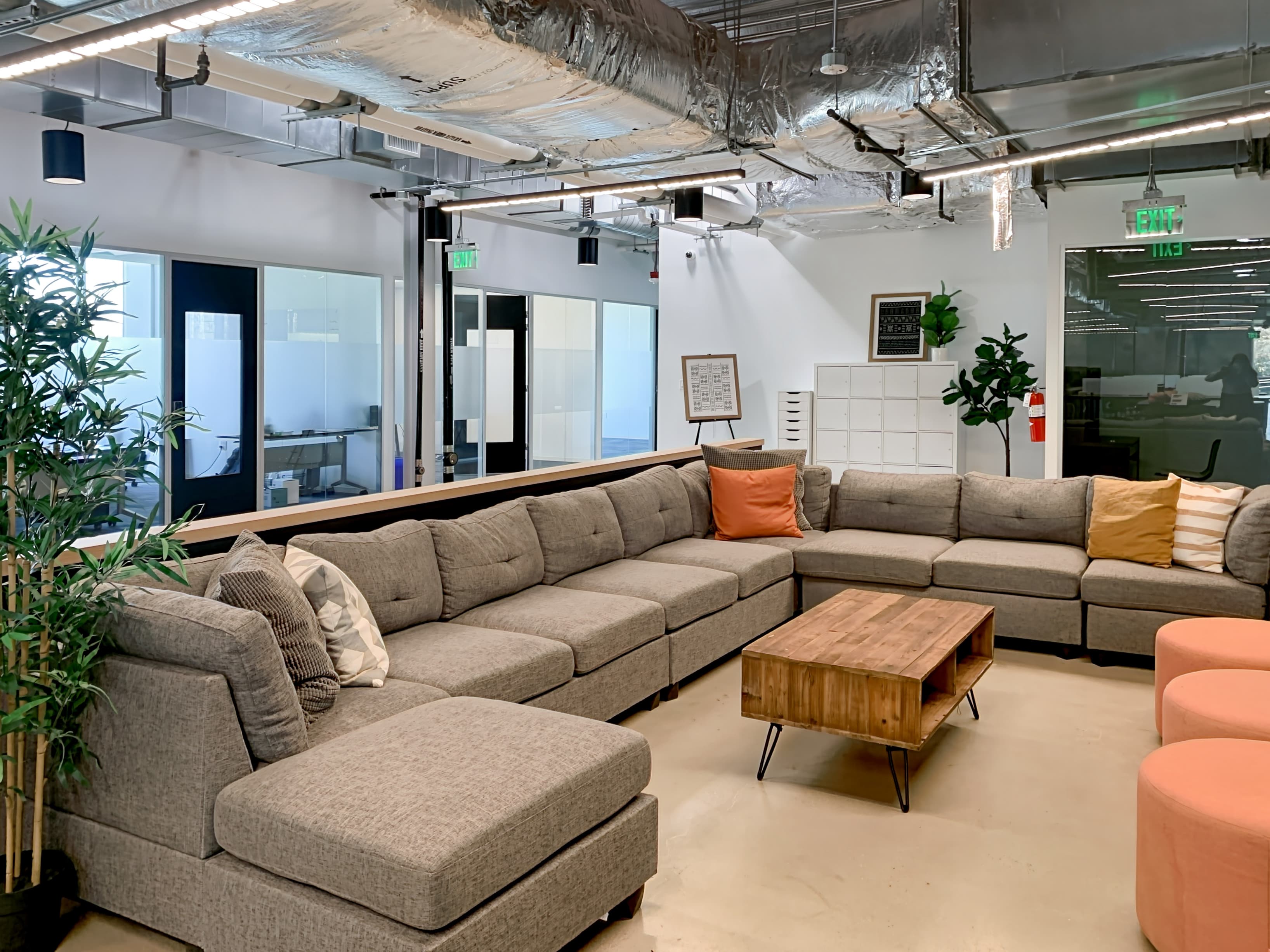 MD, North Bethesda - Parklawn Dr image 1