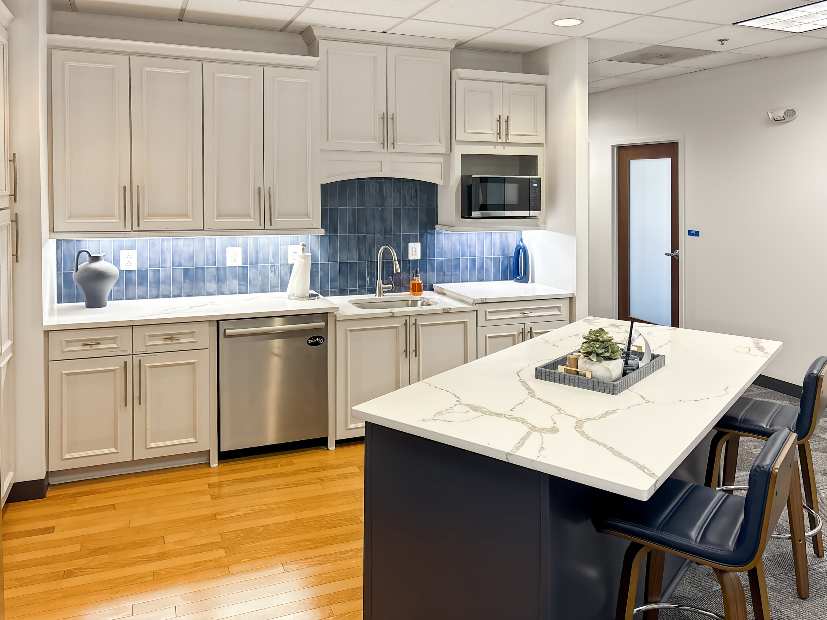 VA, Ashburn - Ashburn Rd image 12 VA, Ashburn - Ashburn Rd image 12