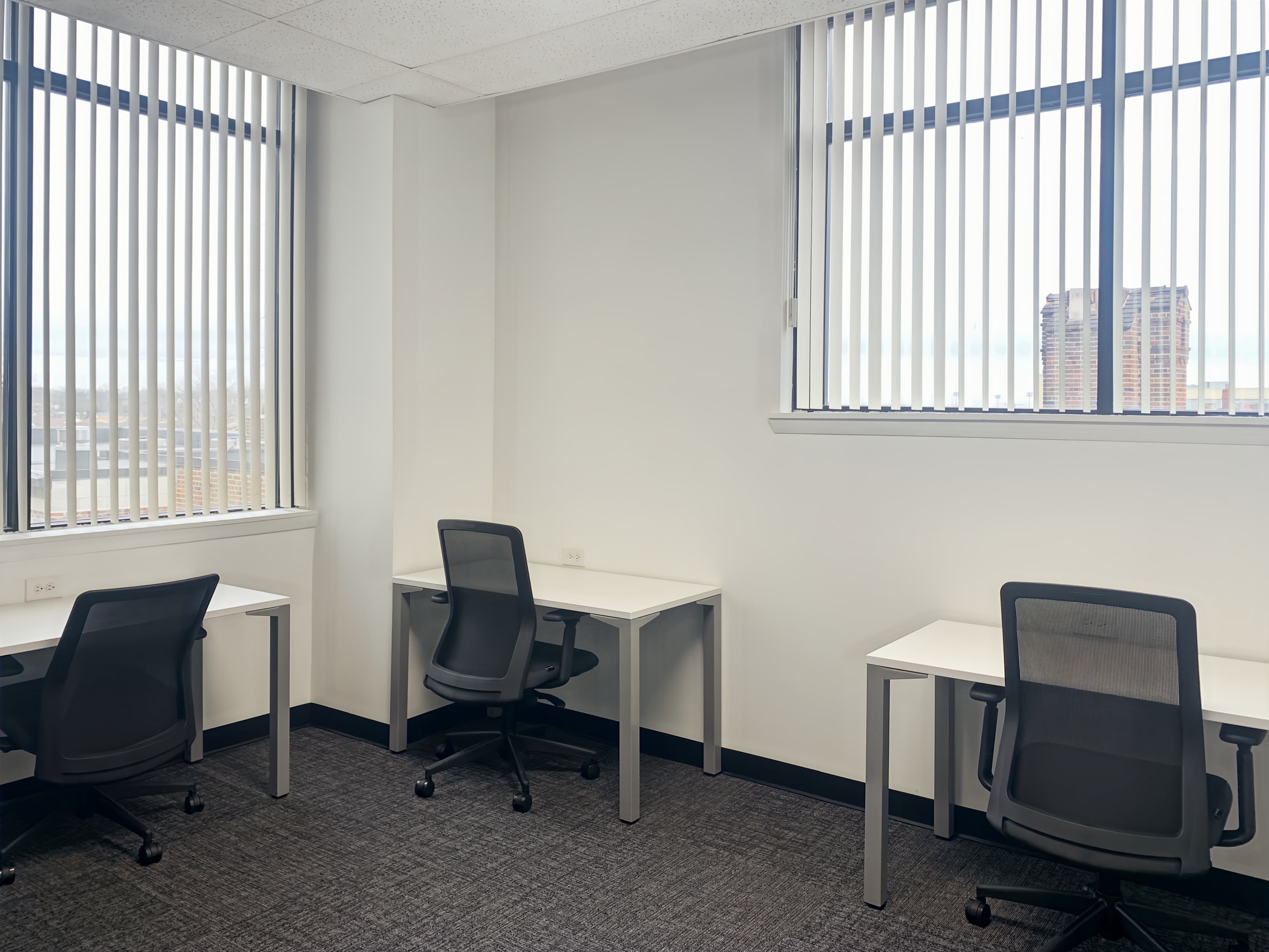 MI, Detroit - Jefferson Ave image 9