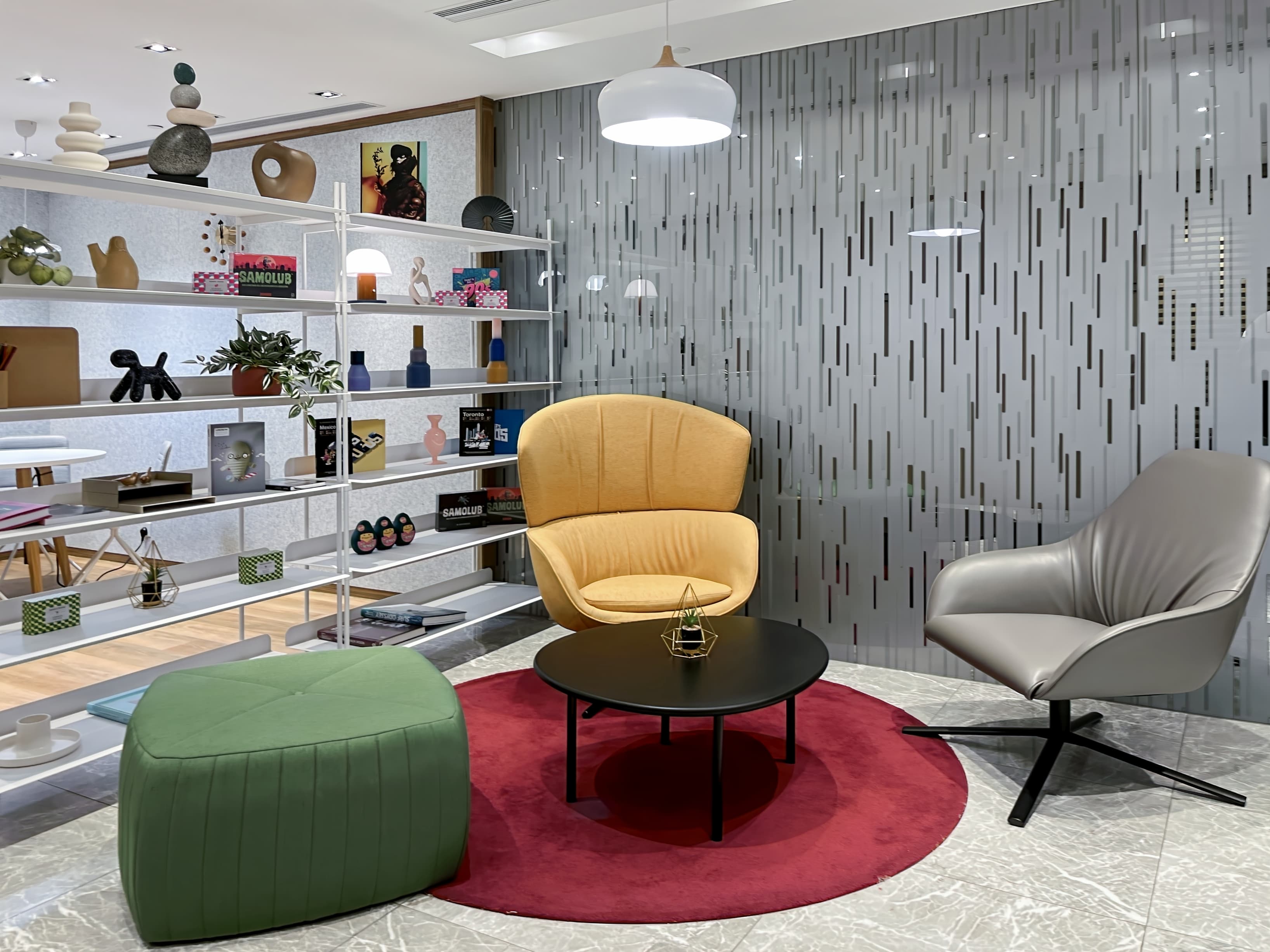 Hong Kong, Lee Garden One image 4 Hong Kong, Lee Garden One image 4