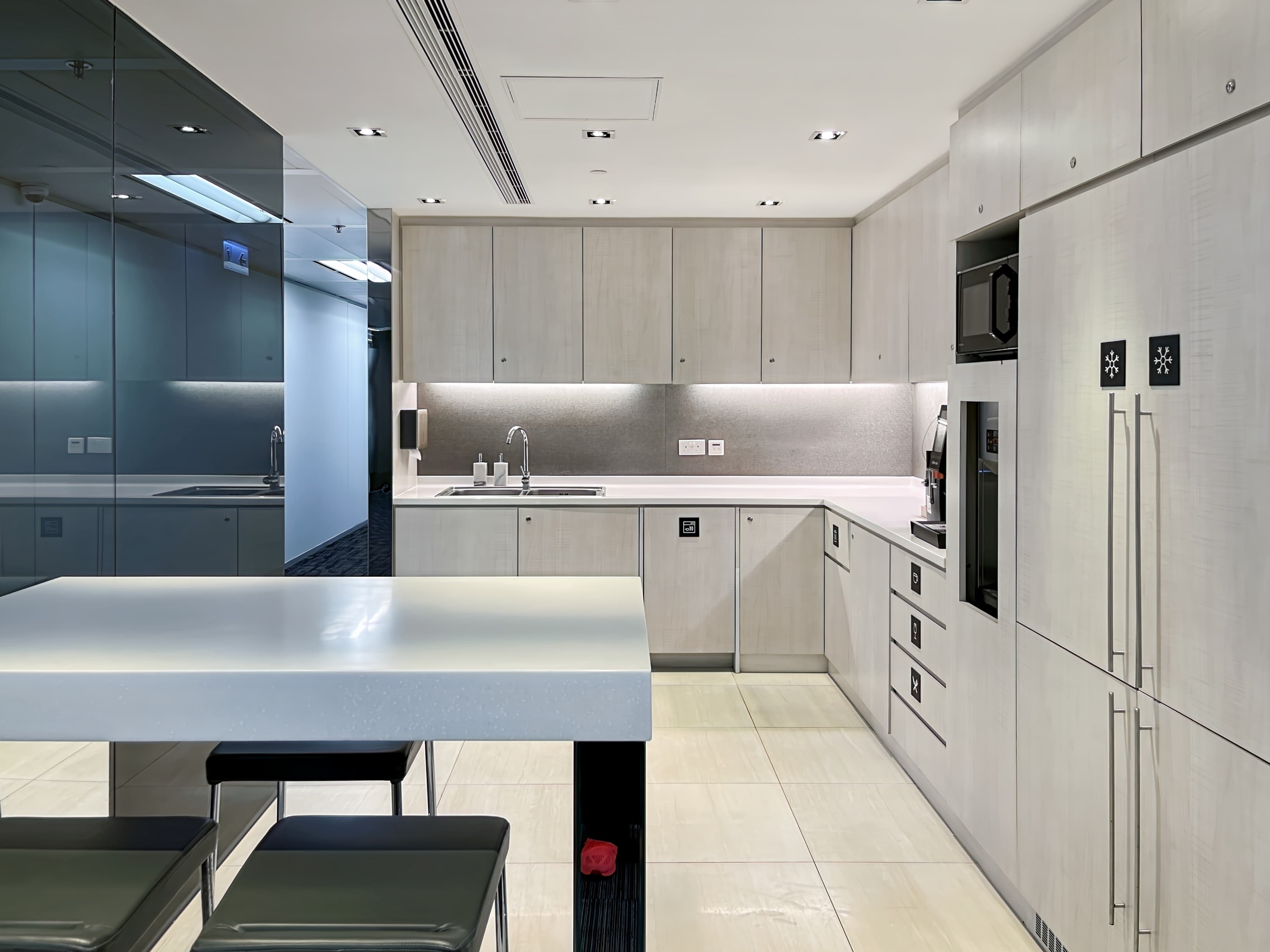 Hong Kong, Lee Garden One image 5 Hong Kong, Lee Garden One image 5