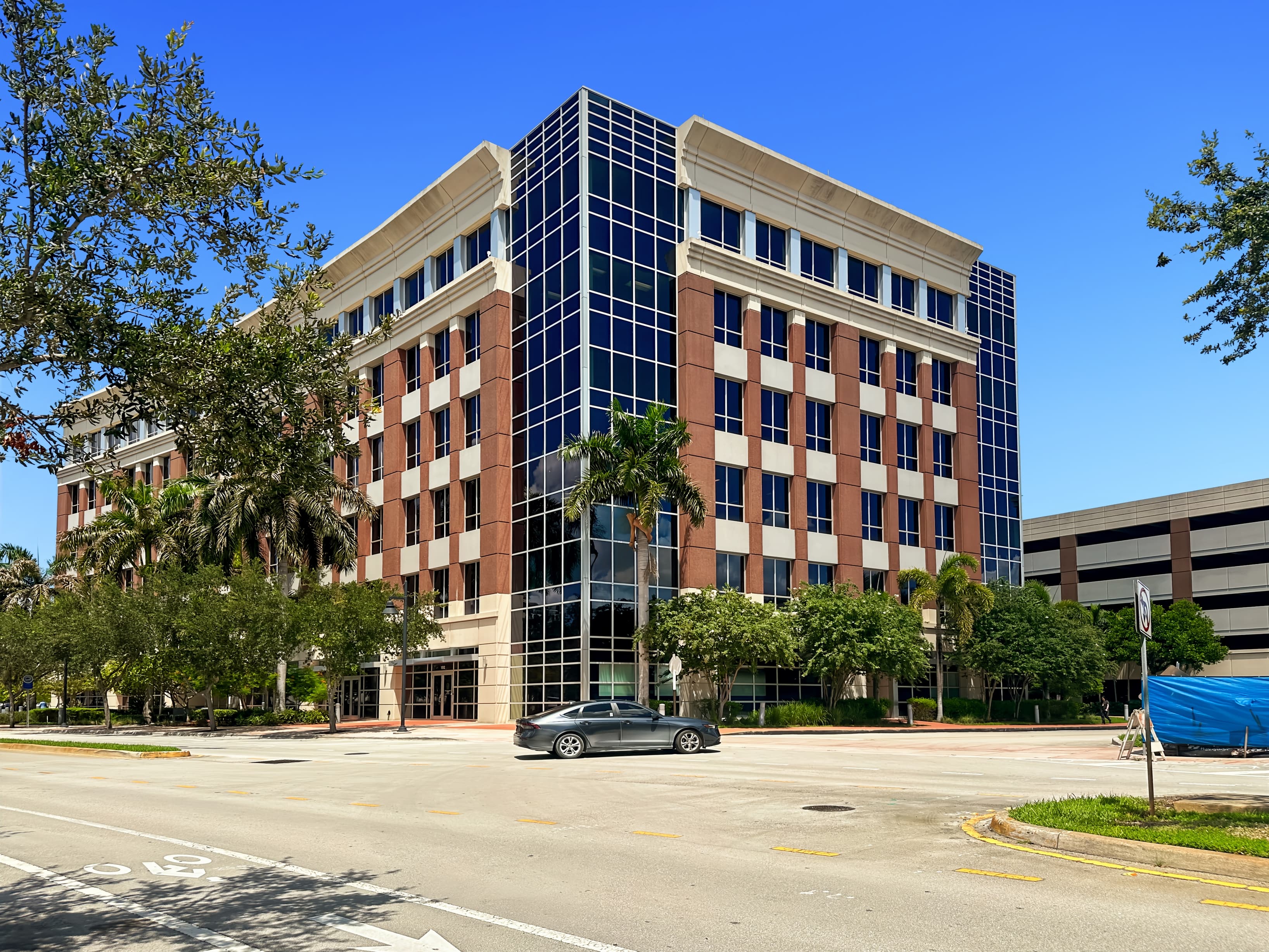 NJ, Newark - 3 Gateway Center image 10