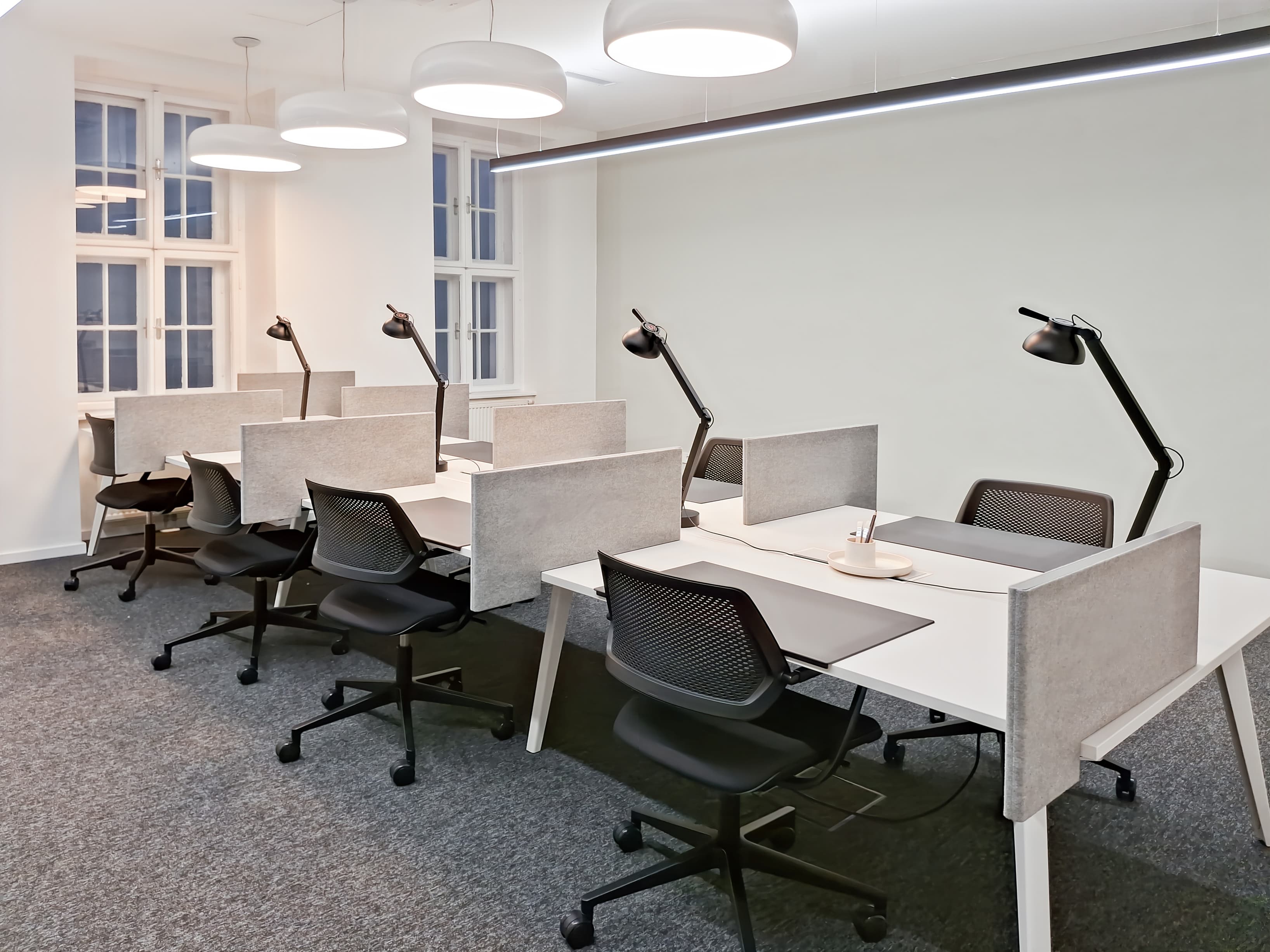 Vienna, Schwarzenbergplatz image 2 Vienna, Schwarzenbergplatz image 2