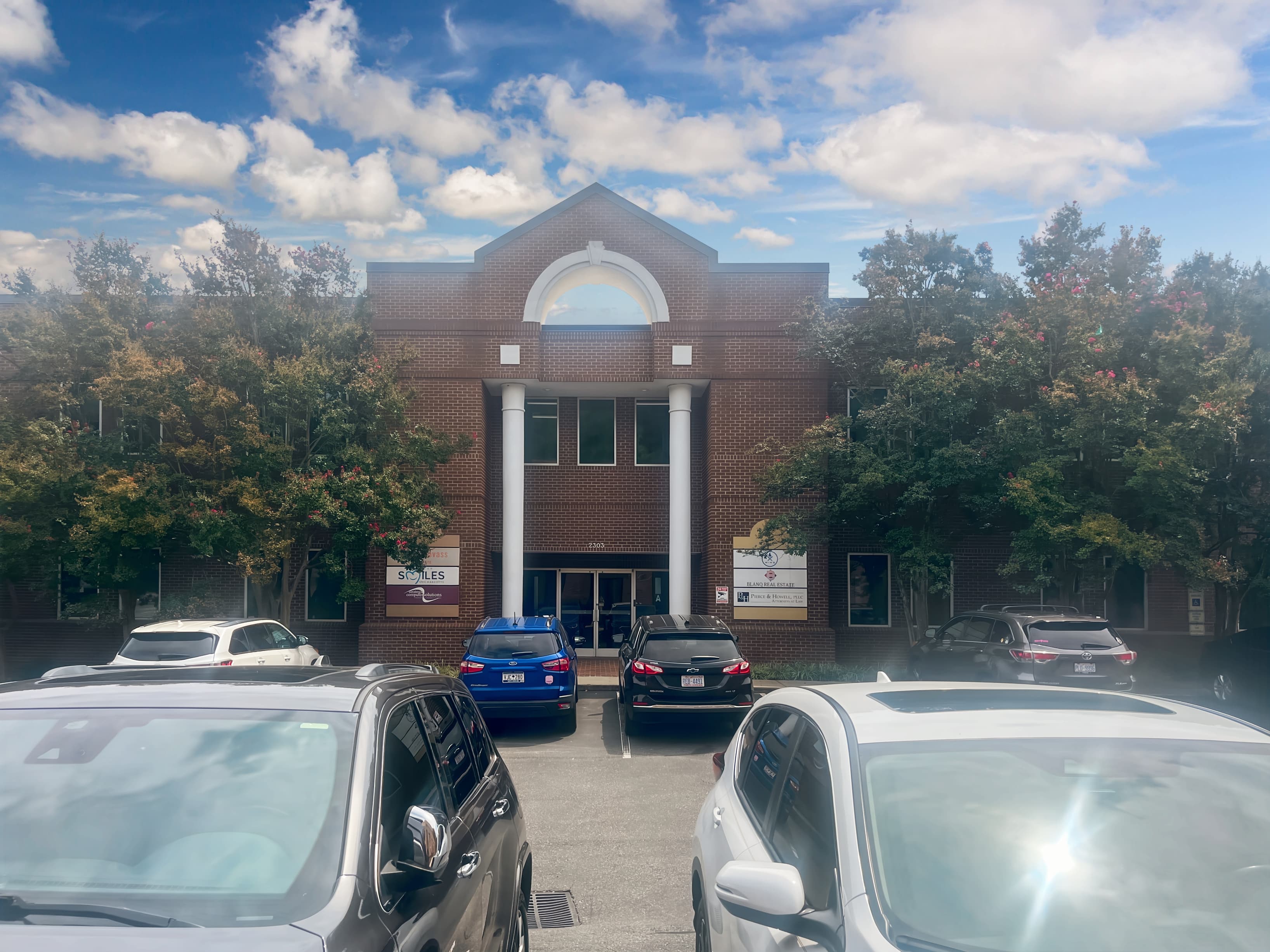 NC, Charlotte - Morehead St image 9 NC, Charlotte - Morehead St image 9