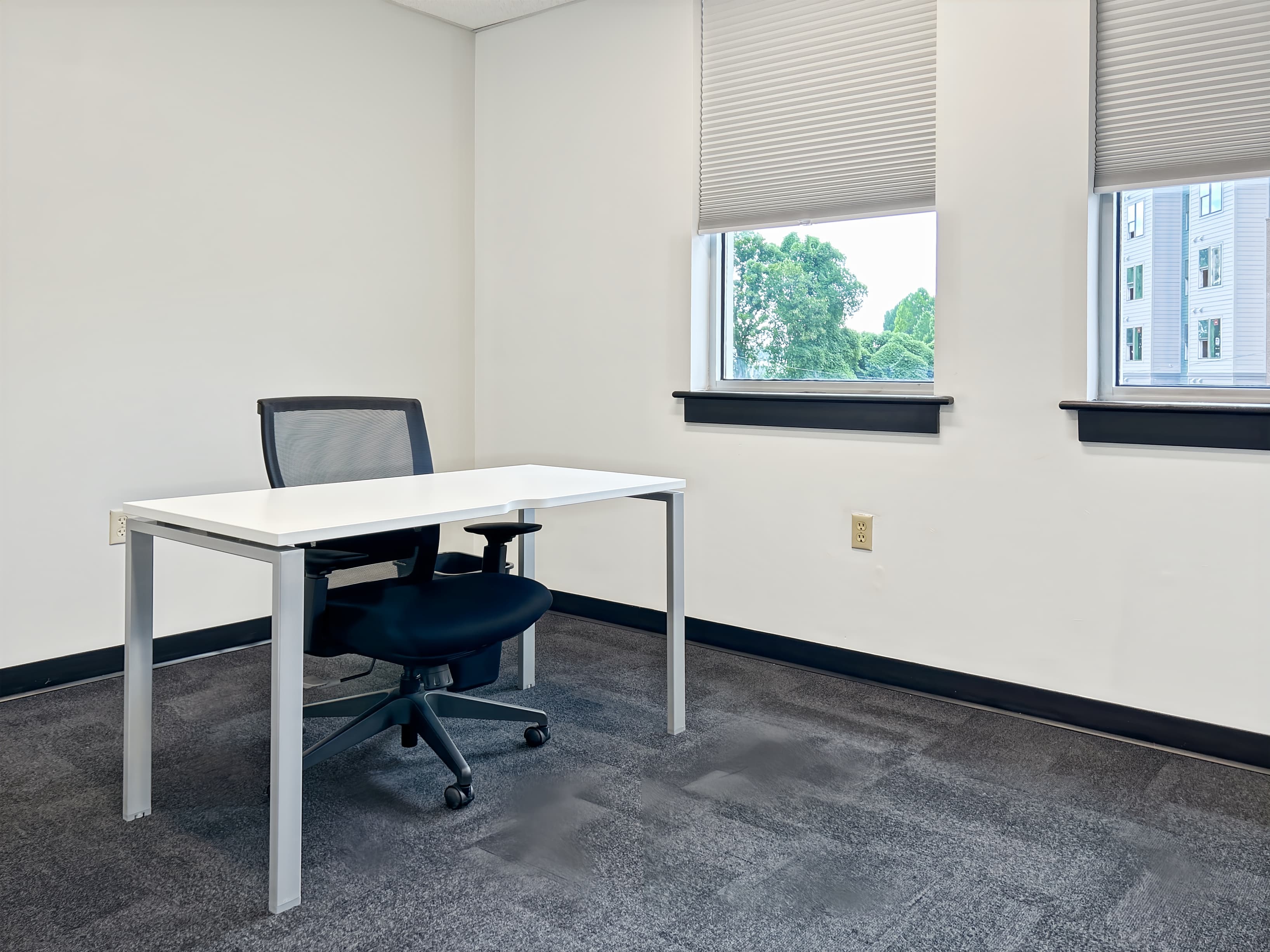 NC, Charlotte - Morehead St image 8 NC, Charlotte - Morehead St image 8