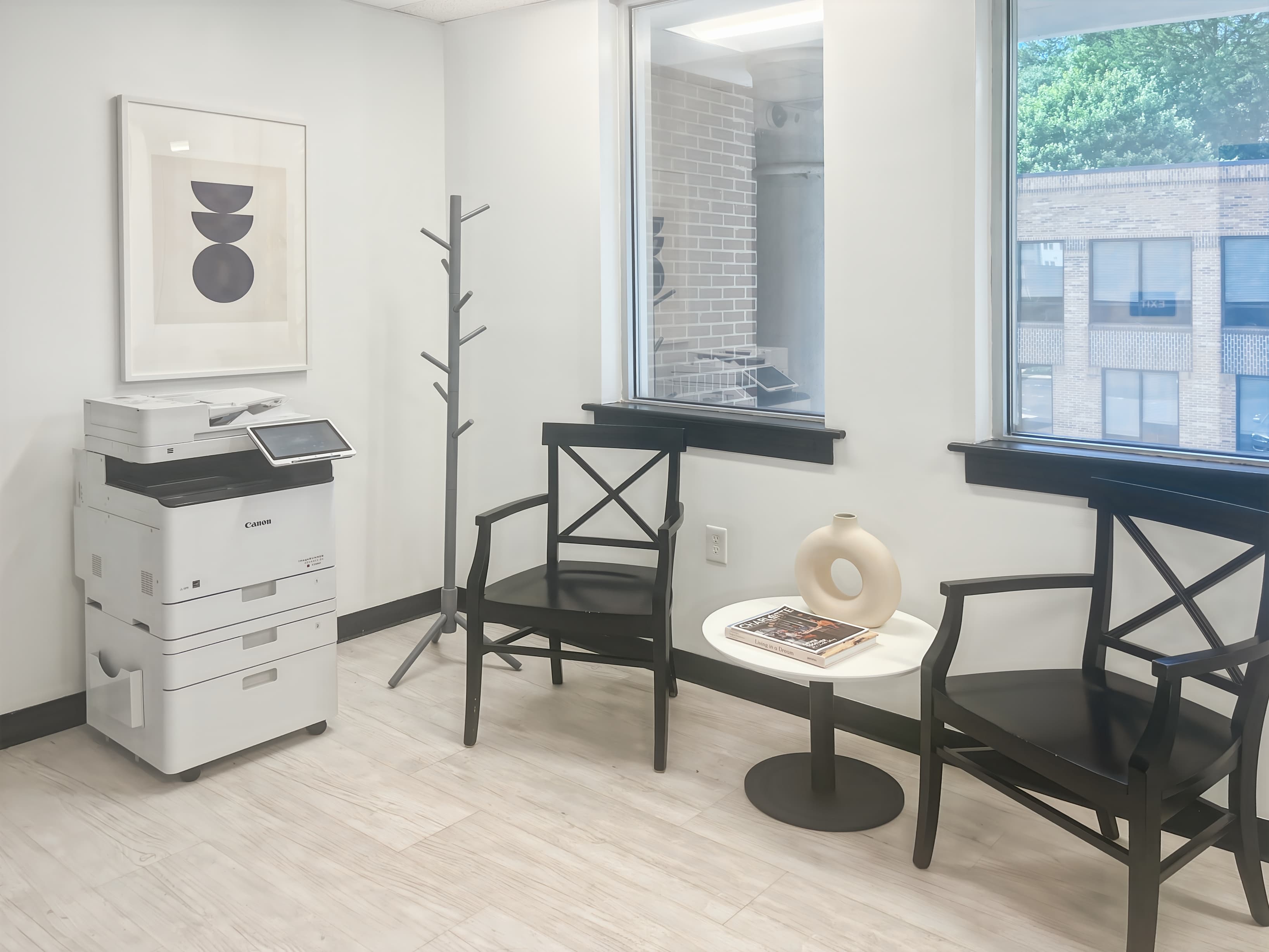 NC, Charlotte - Morehead St image 5 NC, Charlotte - Morehead St image 5