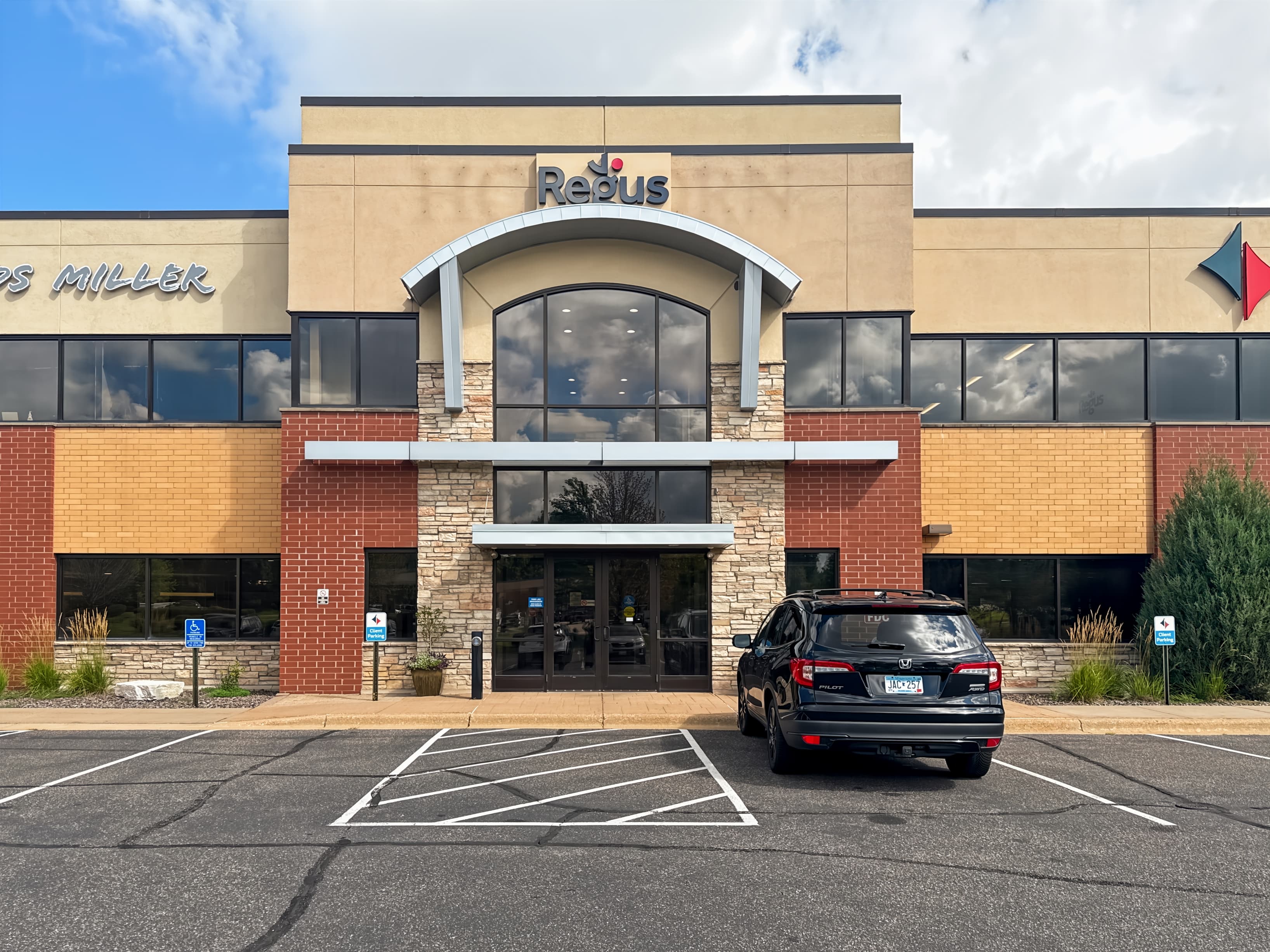 MN, Eagan - Eagan Wood Dr image 5