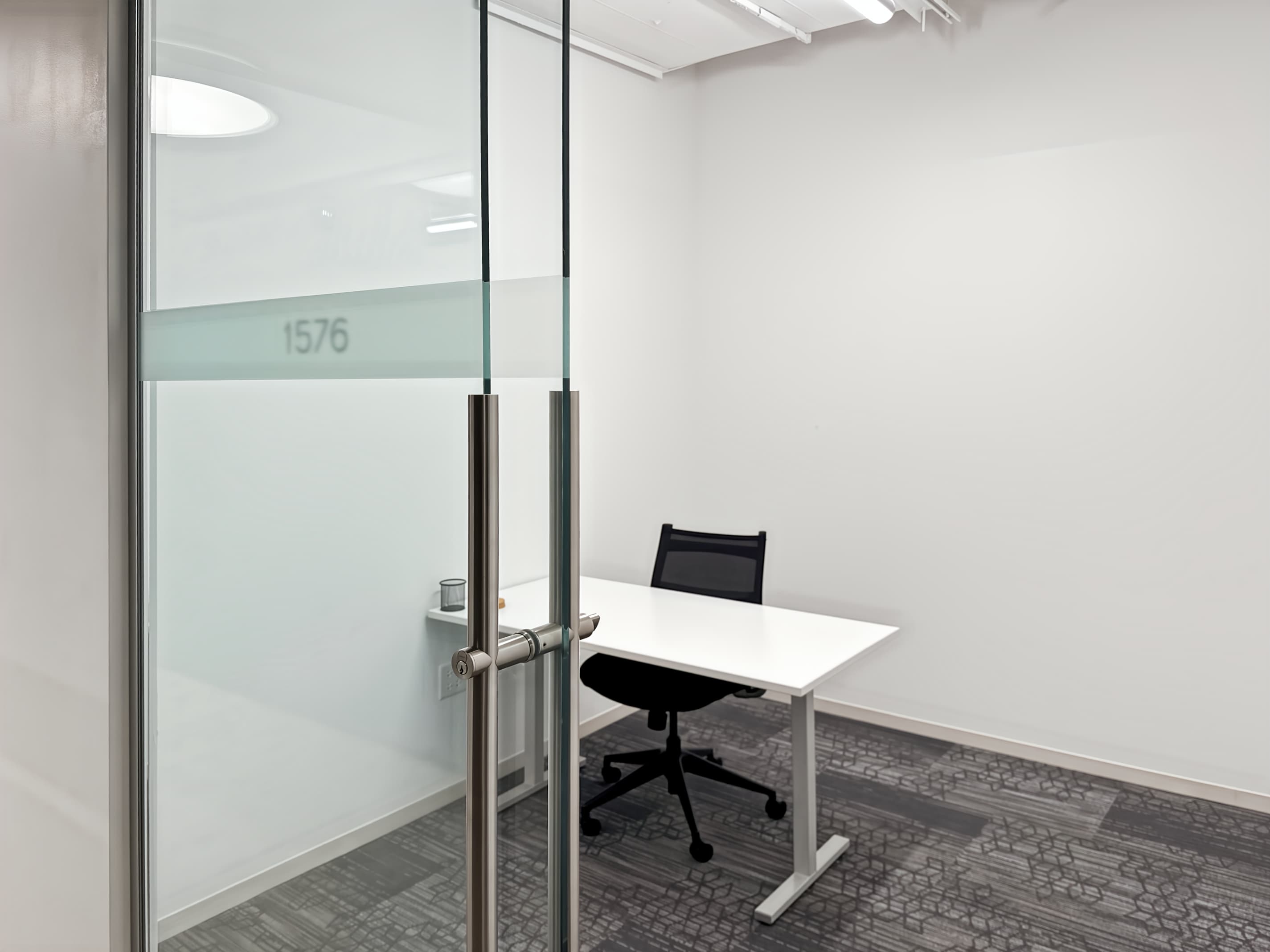 IL, Chicago - 1 N State Street image 8