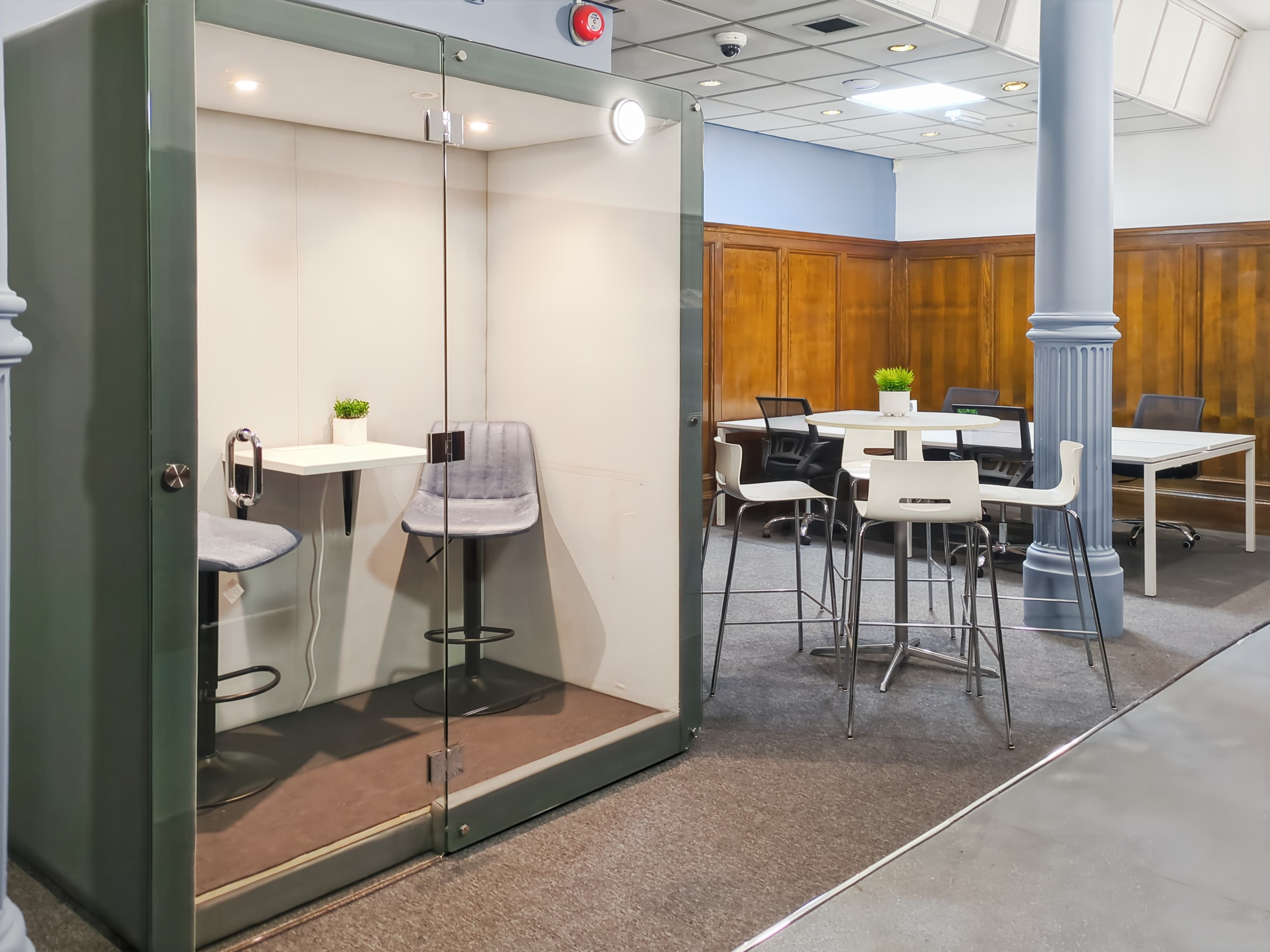 Huddersfield Central image 5