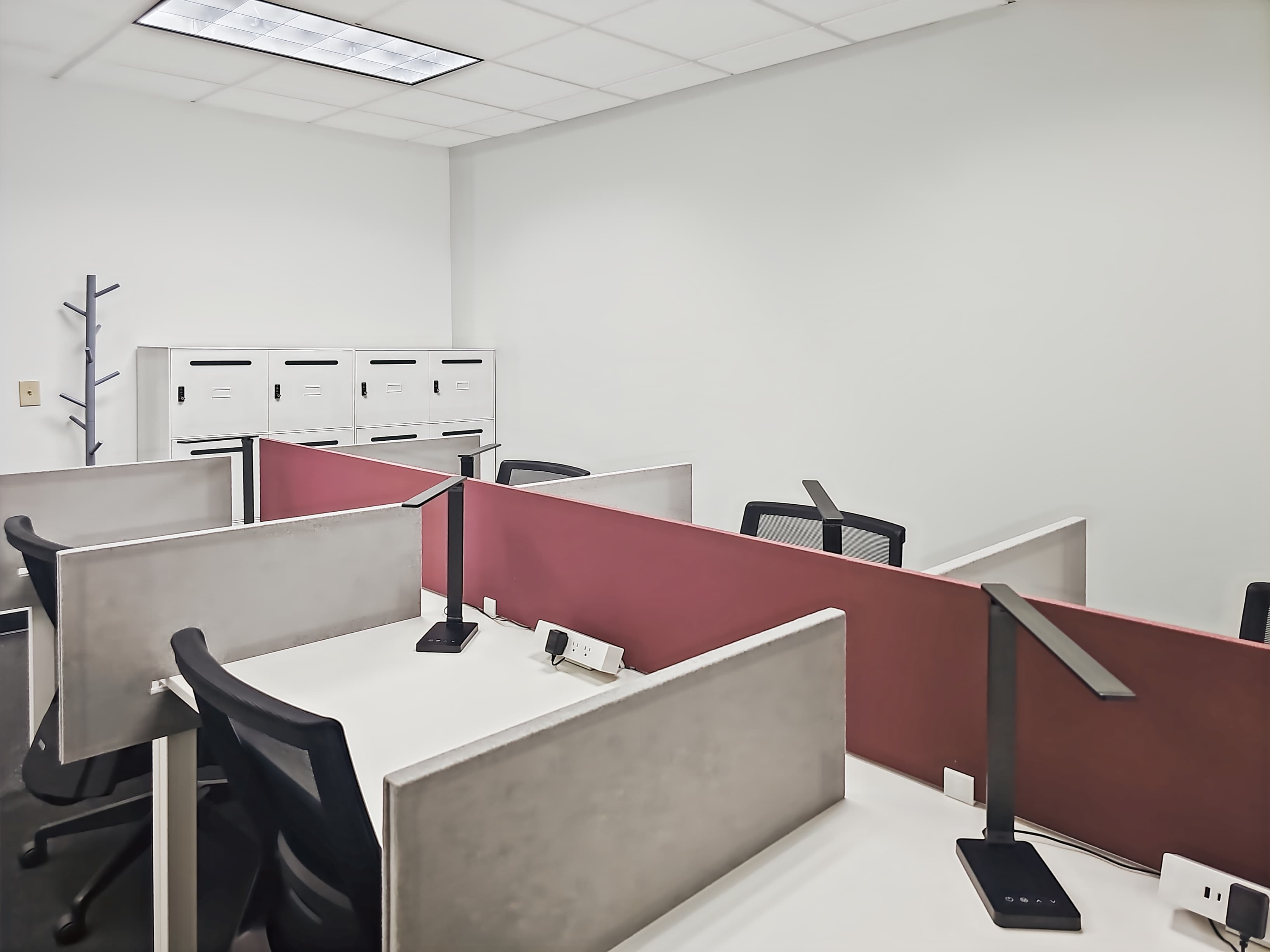 NC, Greensboro - Weybridge Ln image 2