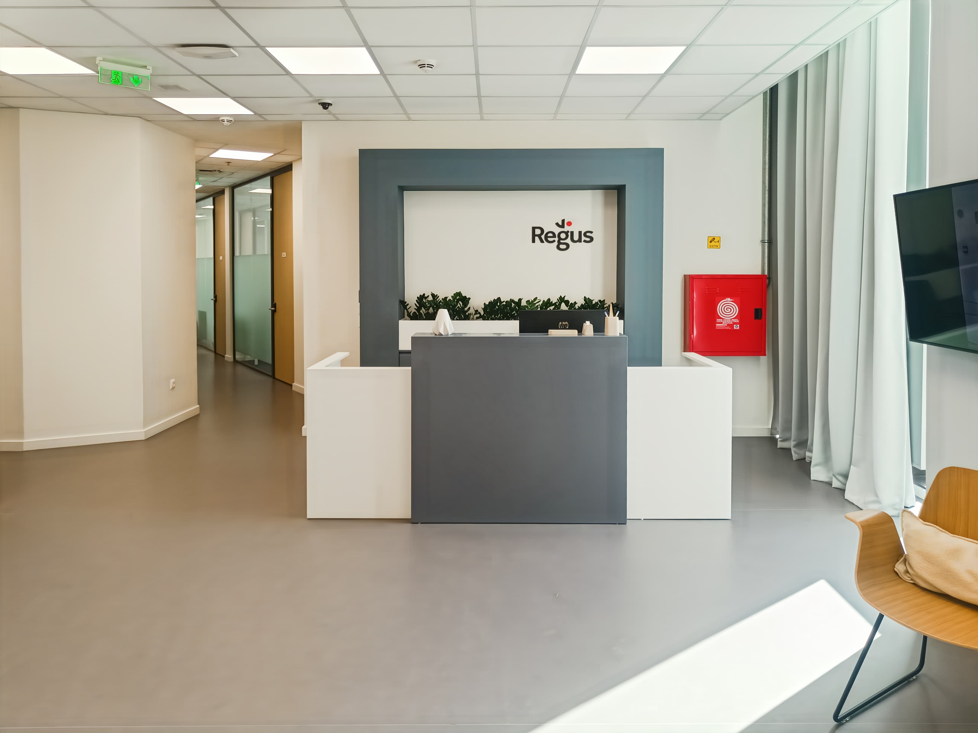 Athens, River West Open image 1 Athens, River West Open image 1