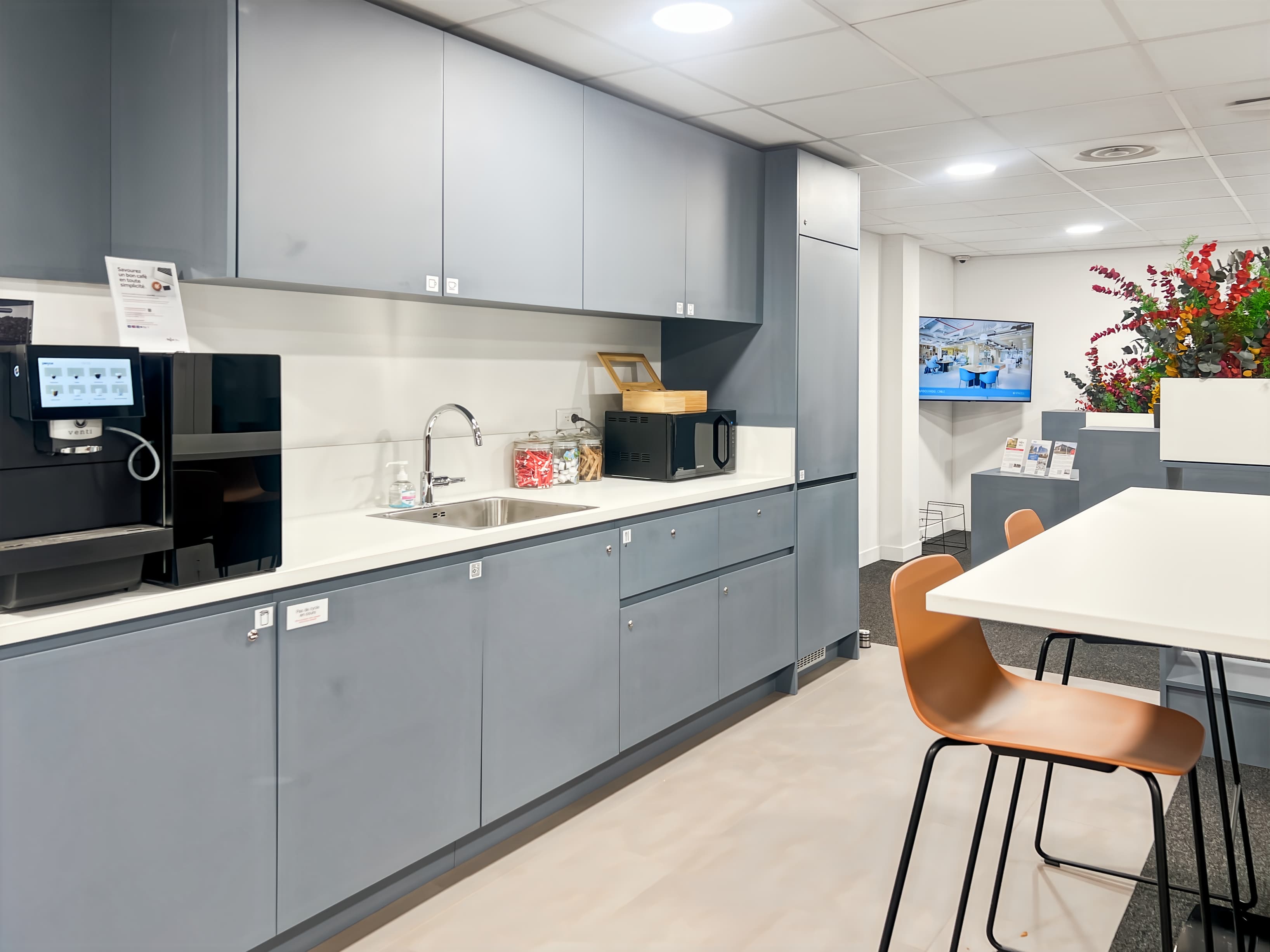 Metz, Lafayette image 1 Metz, Lafayette image 1