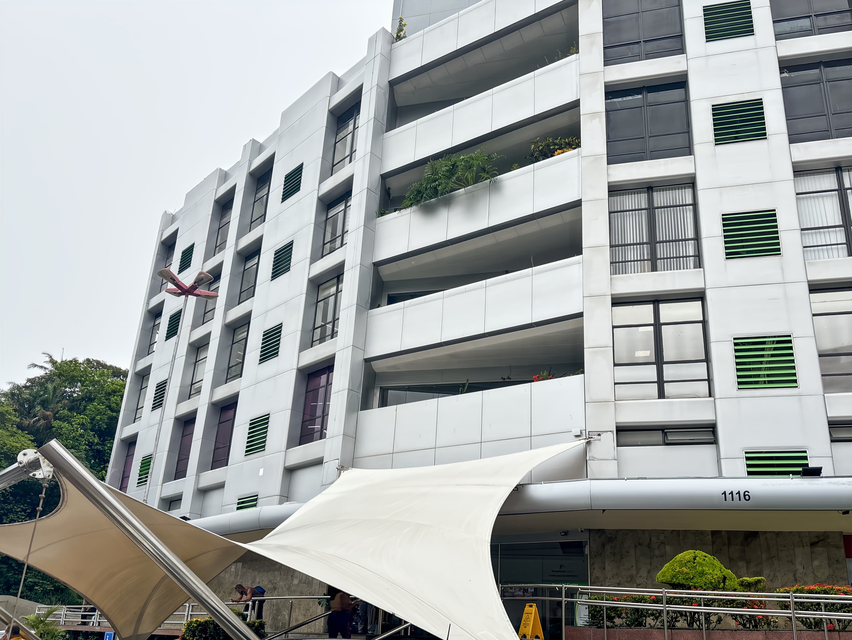 Salvador, Tropical Center image 2