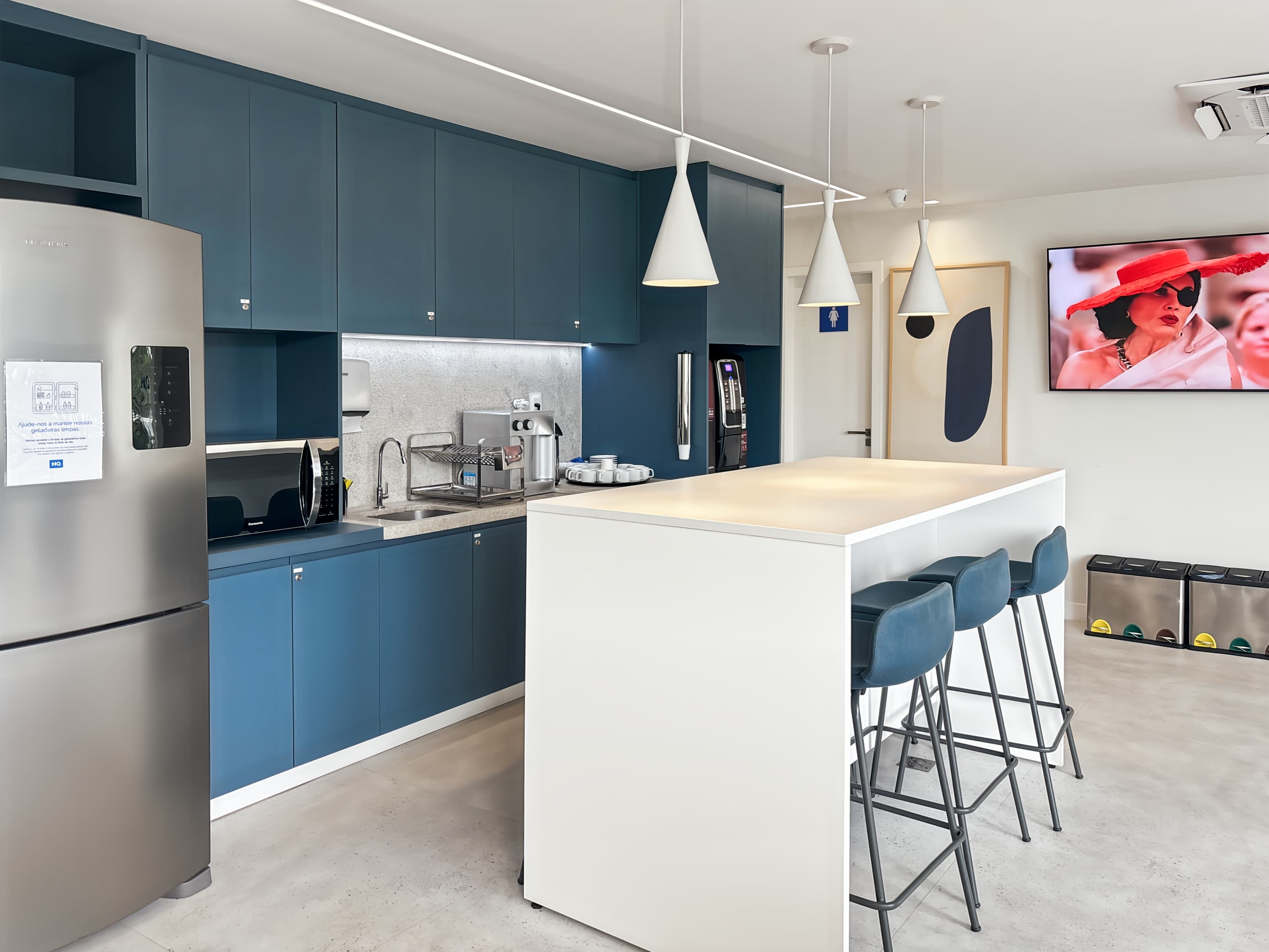 Salvador, Tropical Center image 9