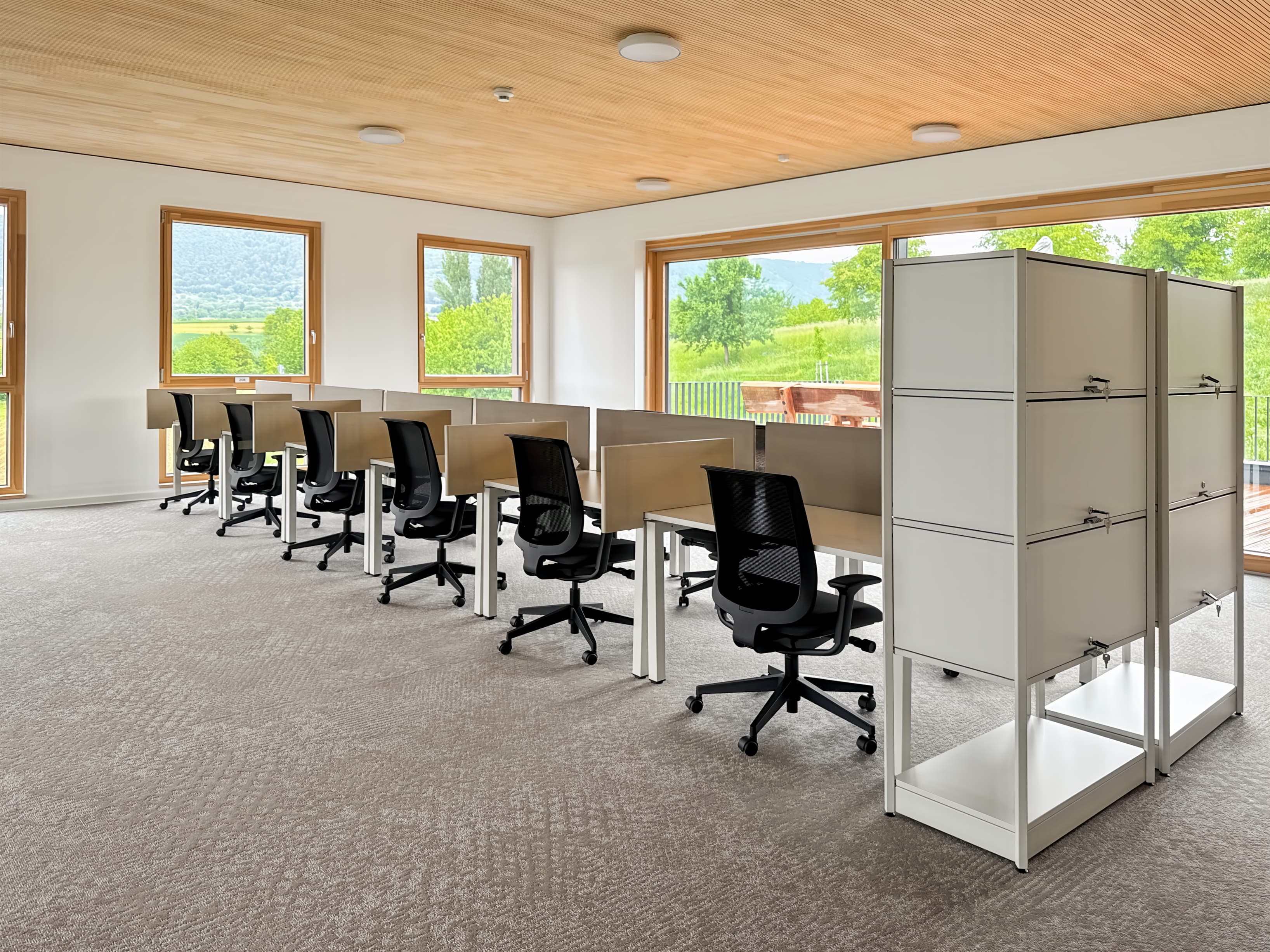 METZINGEN, Friedrich-Henning Straße image 13