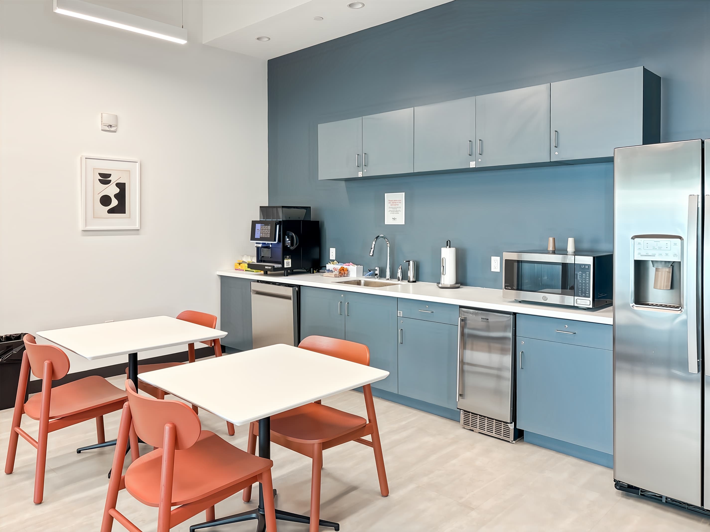 NY, Astoria - 36th Avenue image 2 NY, Astoria - 36th Avenue image 2