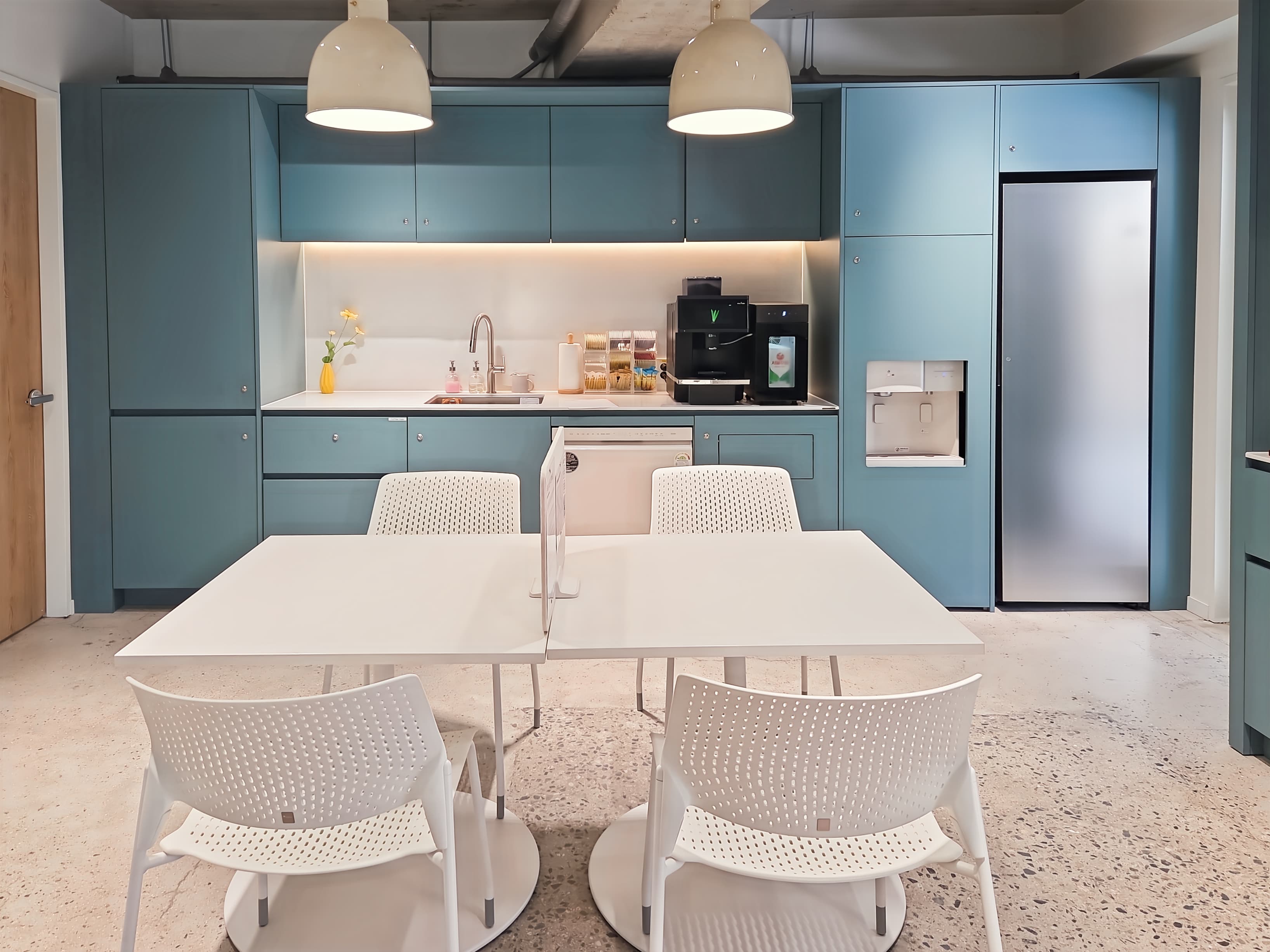 Seoul, Itaewon Bluesky image 10 Seoul, Itaewon Bluesky image 10