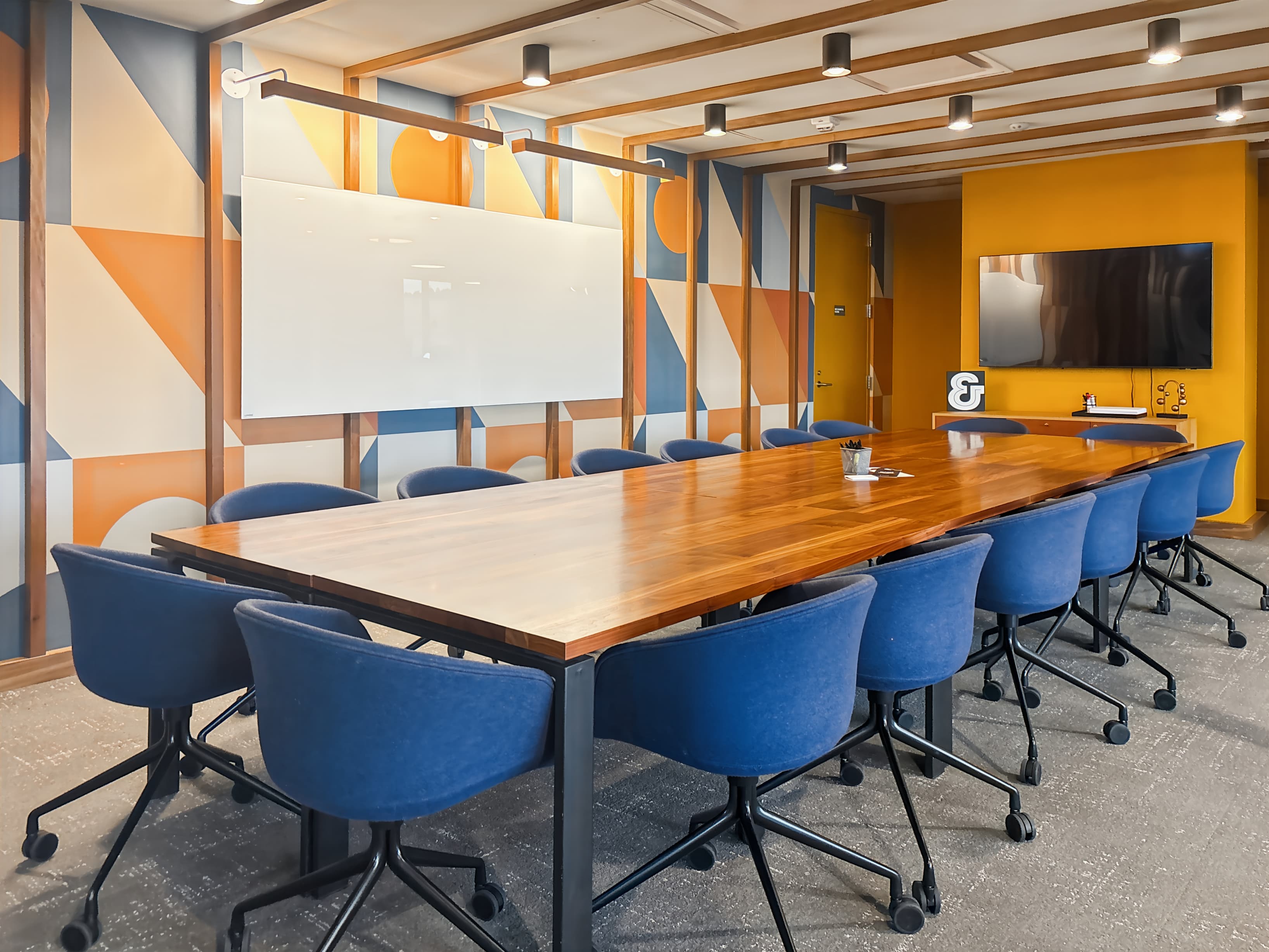 CA, Burbank - The Tower image 13 CA, Burbank - The Tower image 13