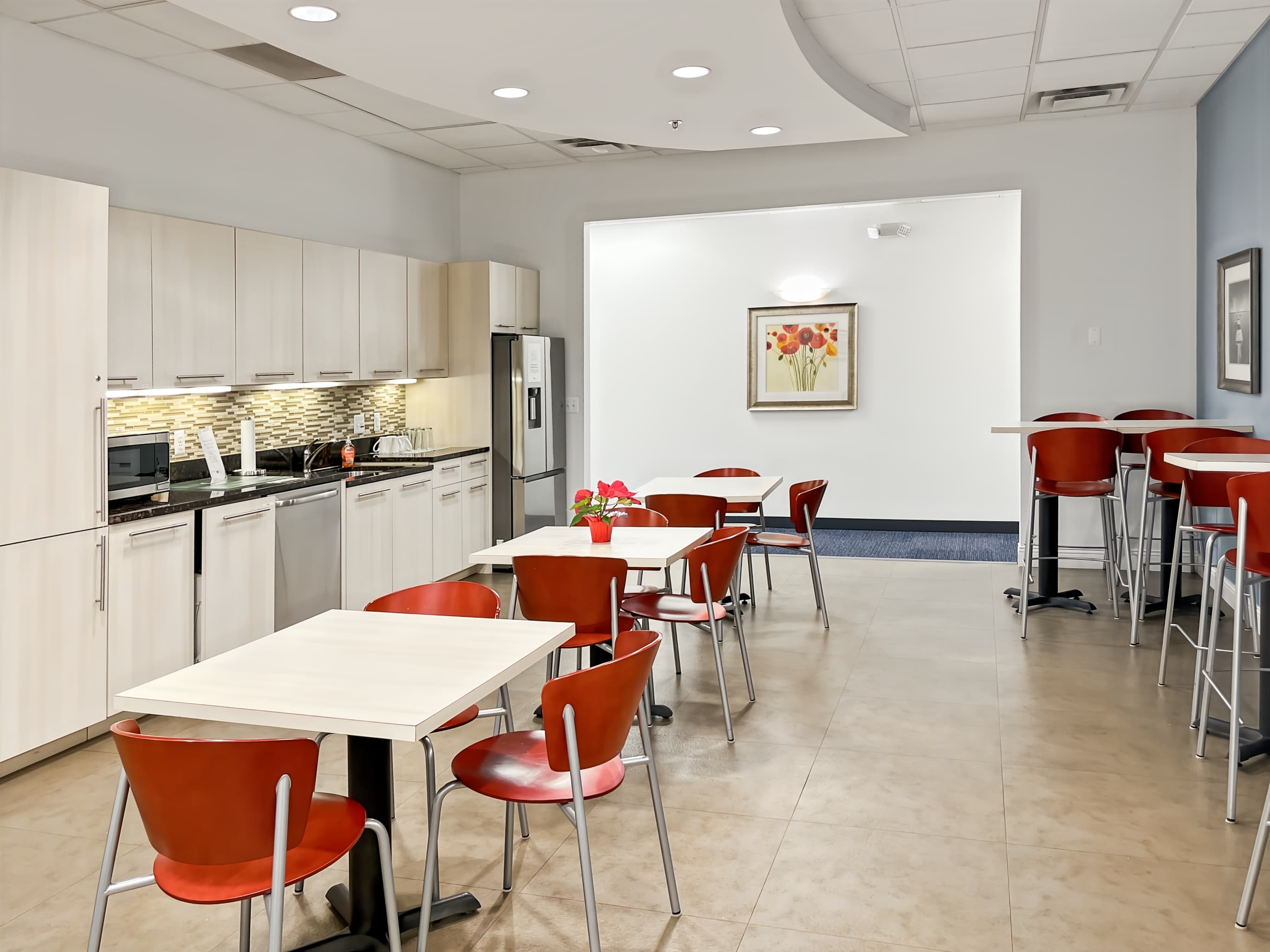 MI, Novi - Grand River Ave image 1 MI, Novi - Grand River Ave image 1