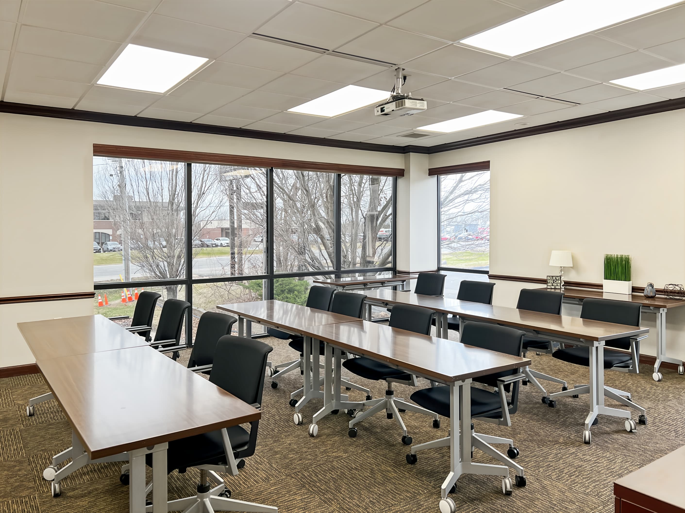 IA, Davenport - N Brady St image 3