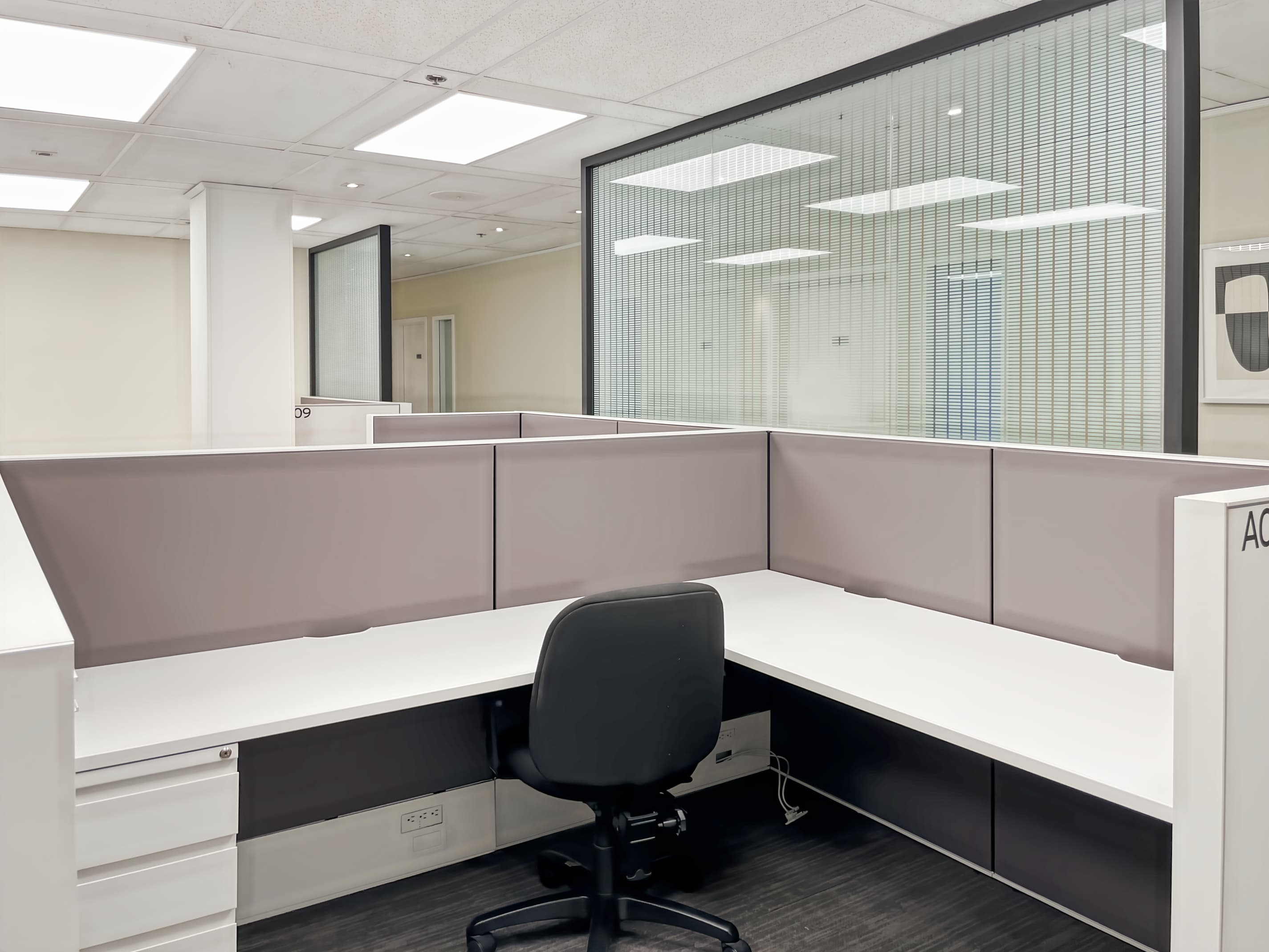 QC, Montreal - Boul Cremazie image 6