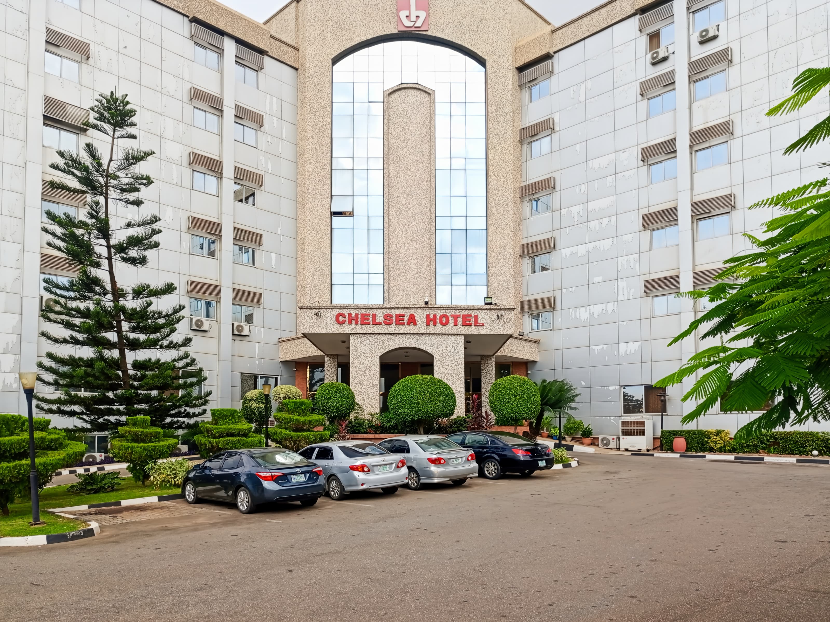 Abuja, Chelsea CBD image 13