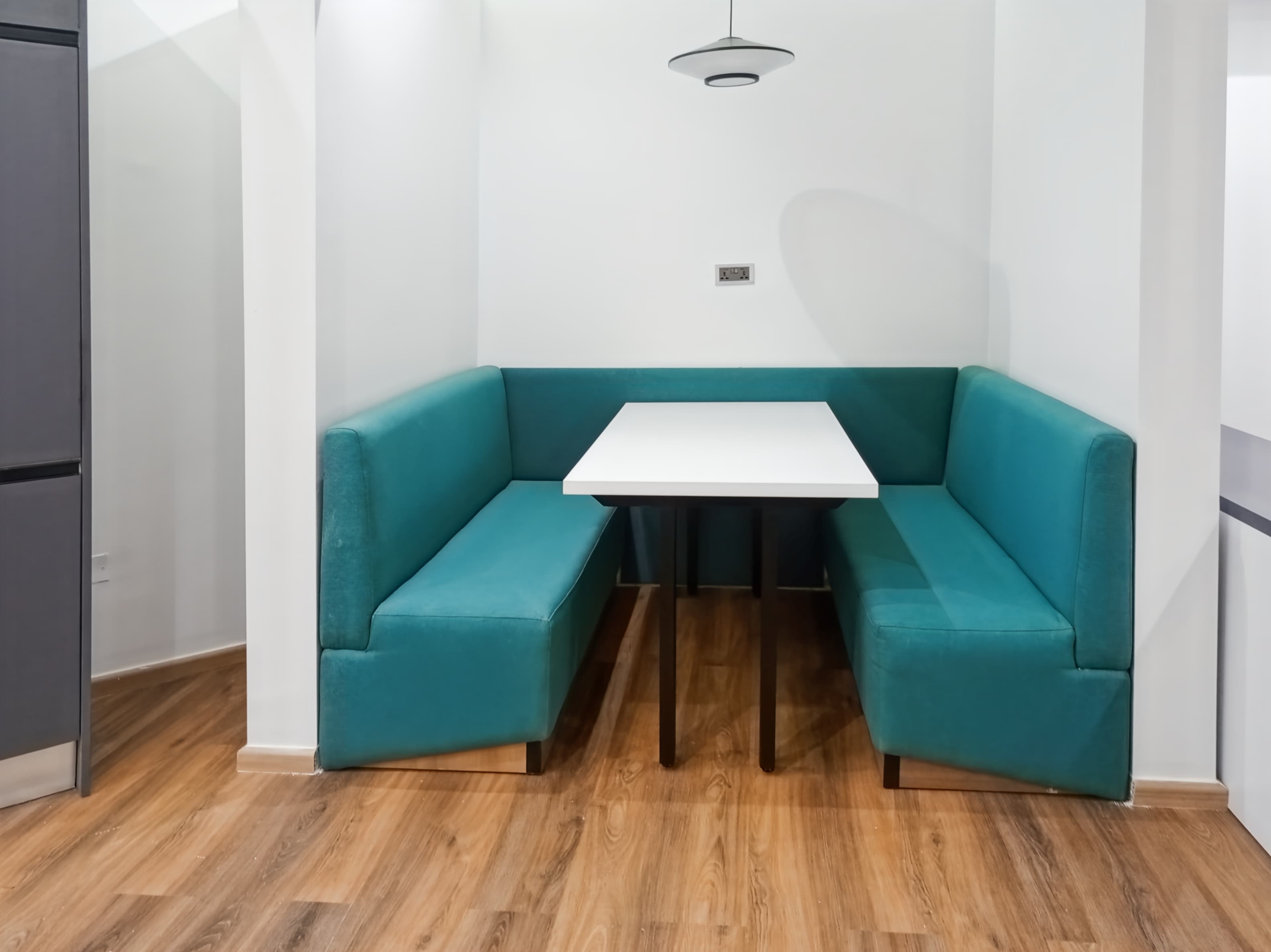 Abuja, Chelsea CBD image 6