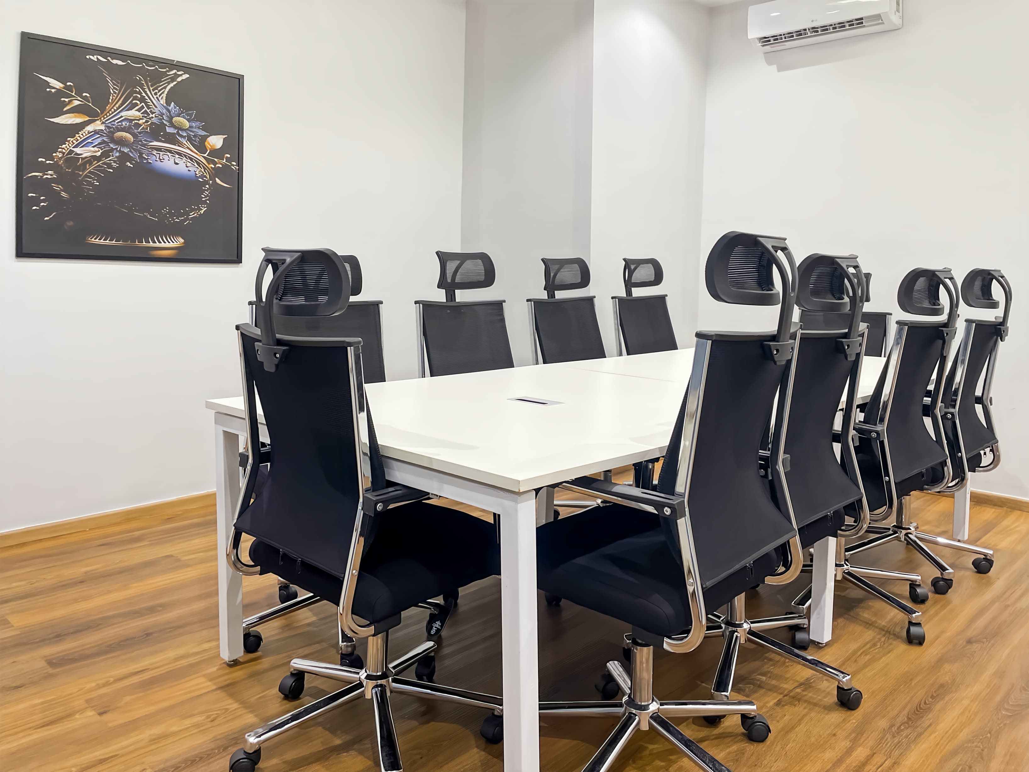 Abuja, Chelsea CBD image 2