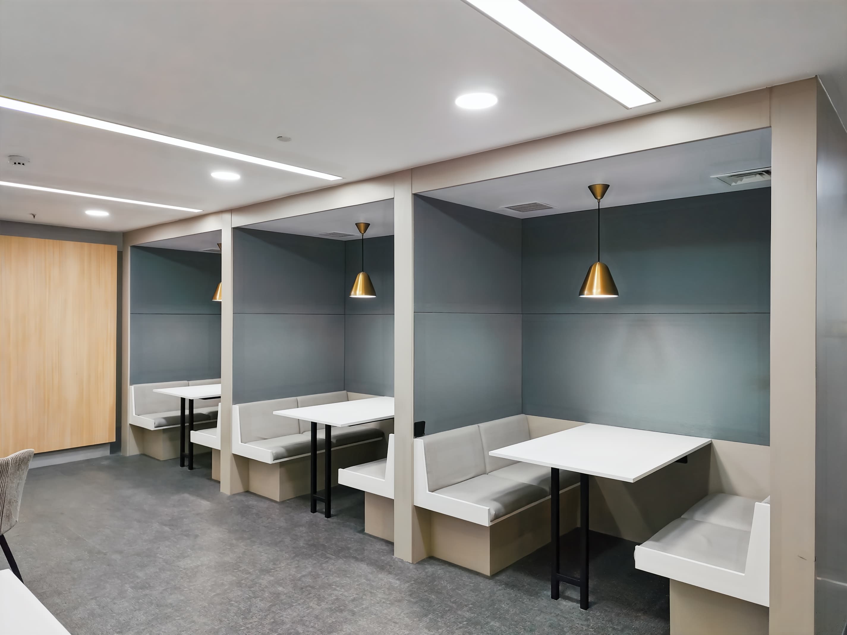 Surabaya, Sinarmas Land Plaza image 3