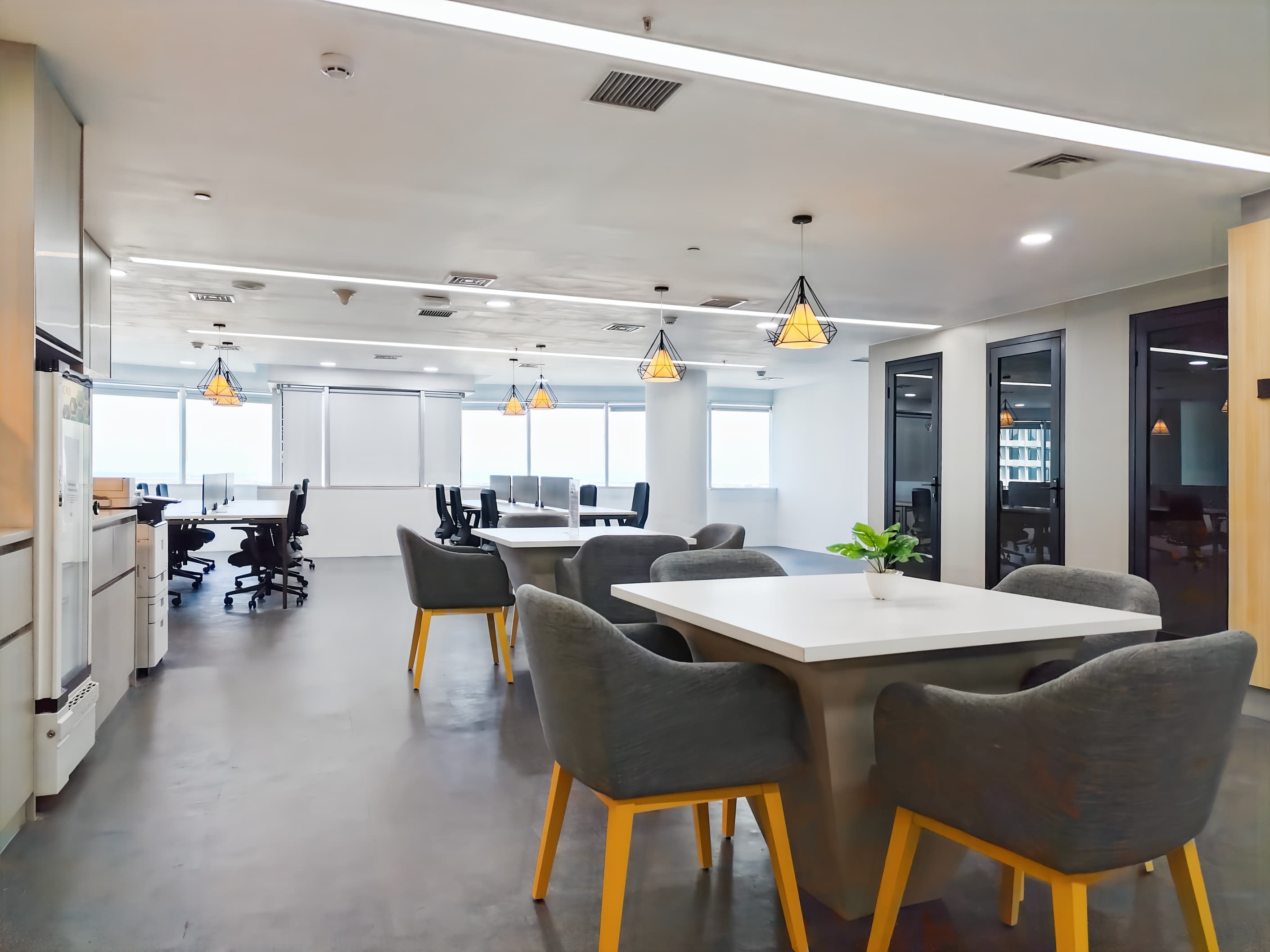 Surabaya, Sinarmas Land Plaza image 8